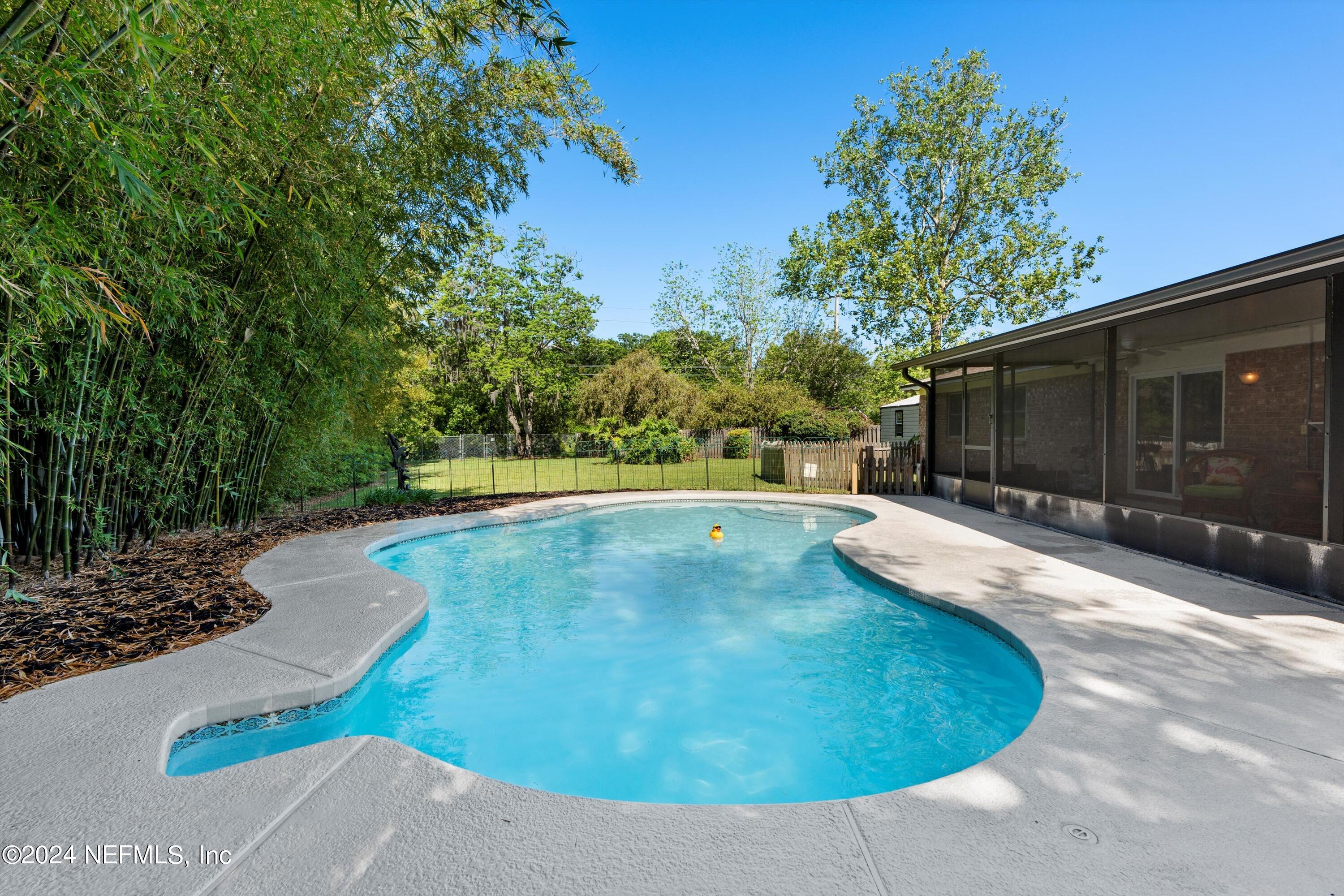 8 BLUEFISH Place
