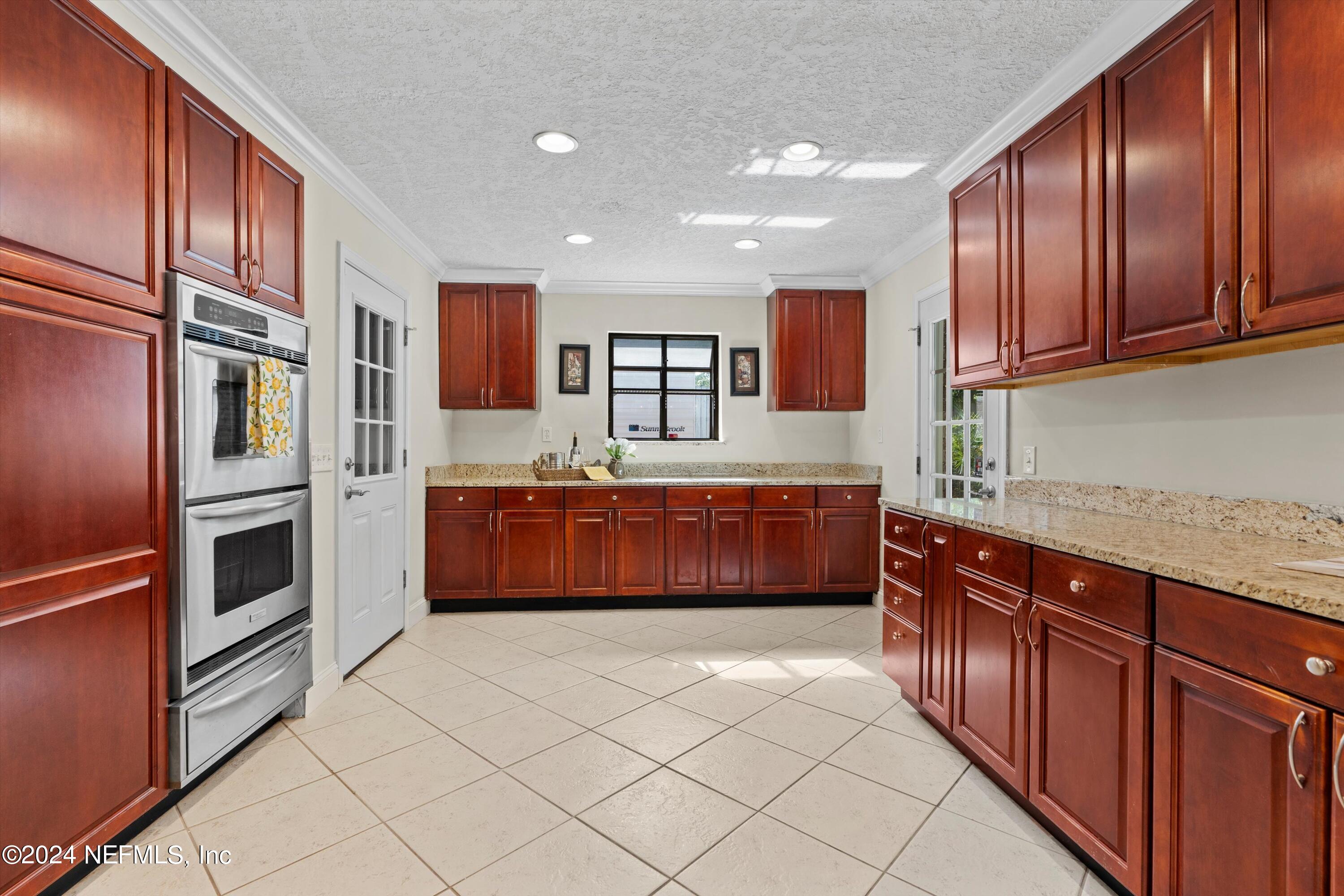 8 BLUEFISH Place