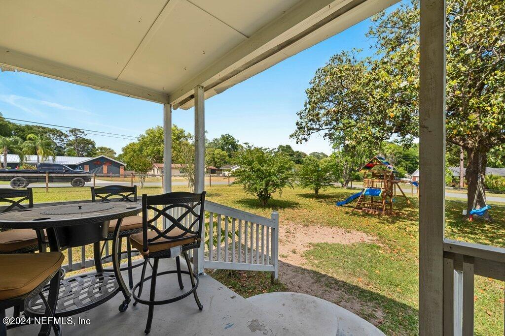 2104 HILLTOP Boulevard