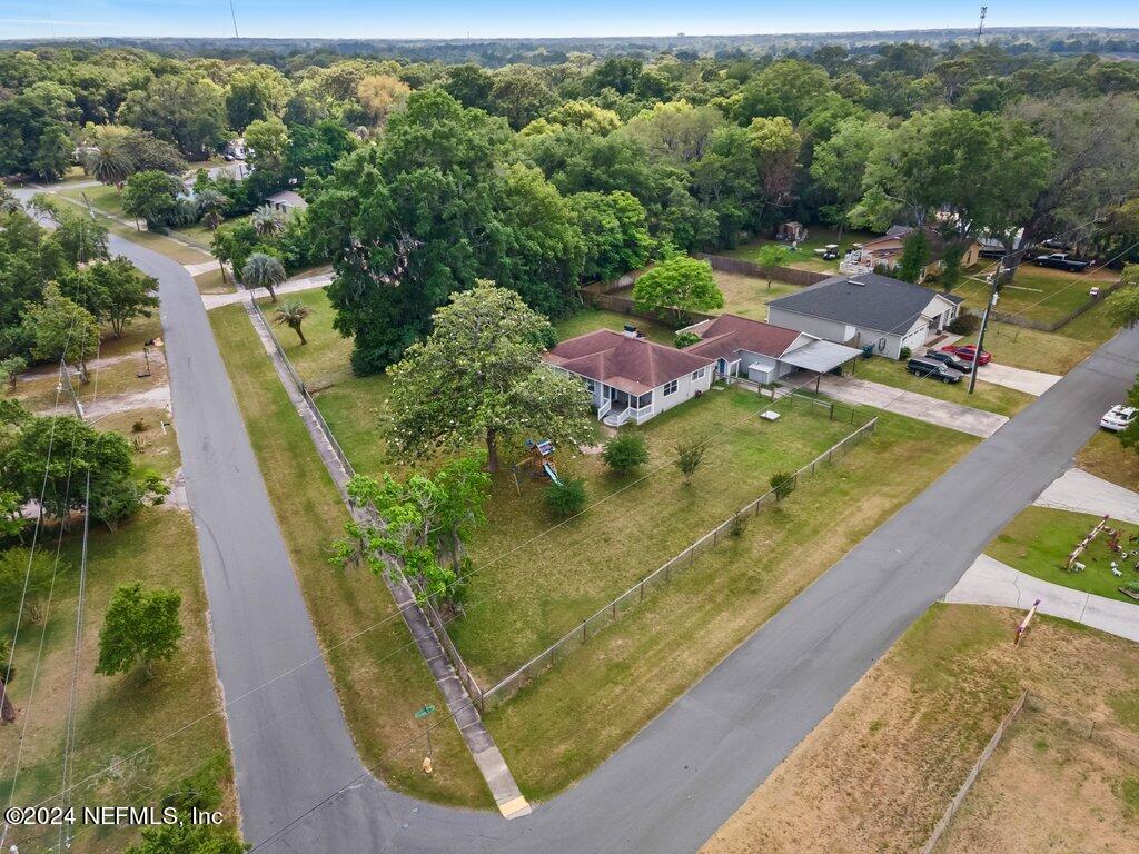 2104 HILLTOP Boulevard