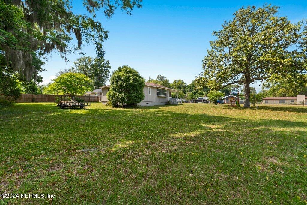 2104 HILLTOP Boulevard