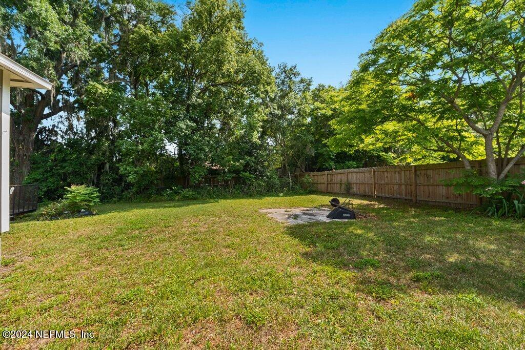 2104 HILLTOP Boulevard