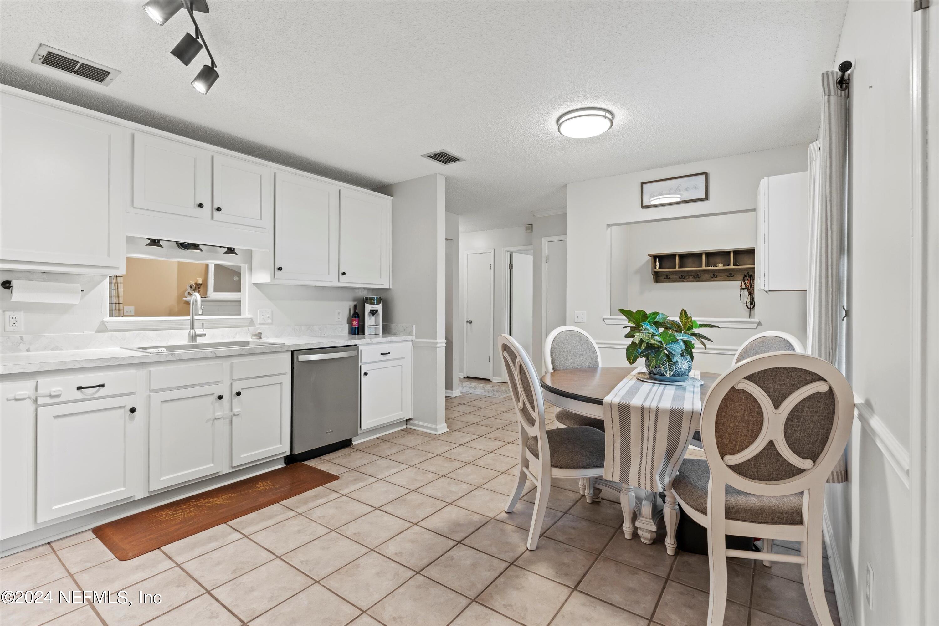 12437 SAFESHELTER Drive S
