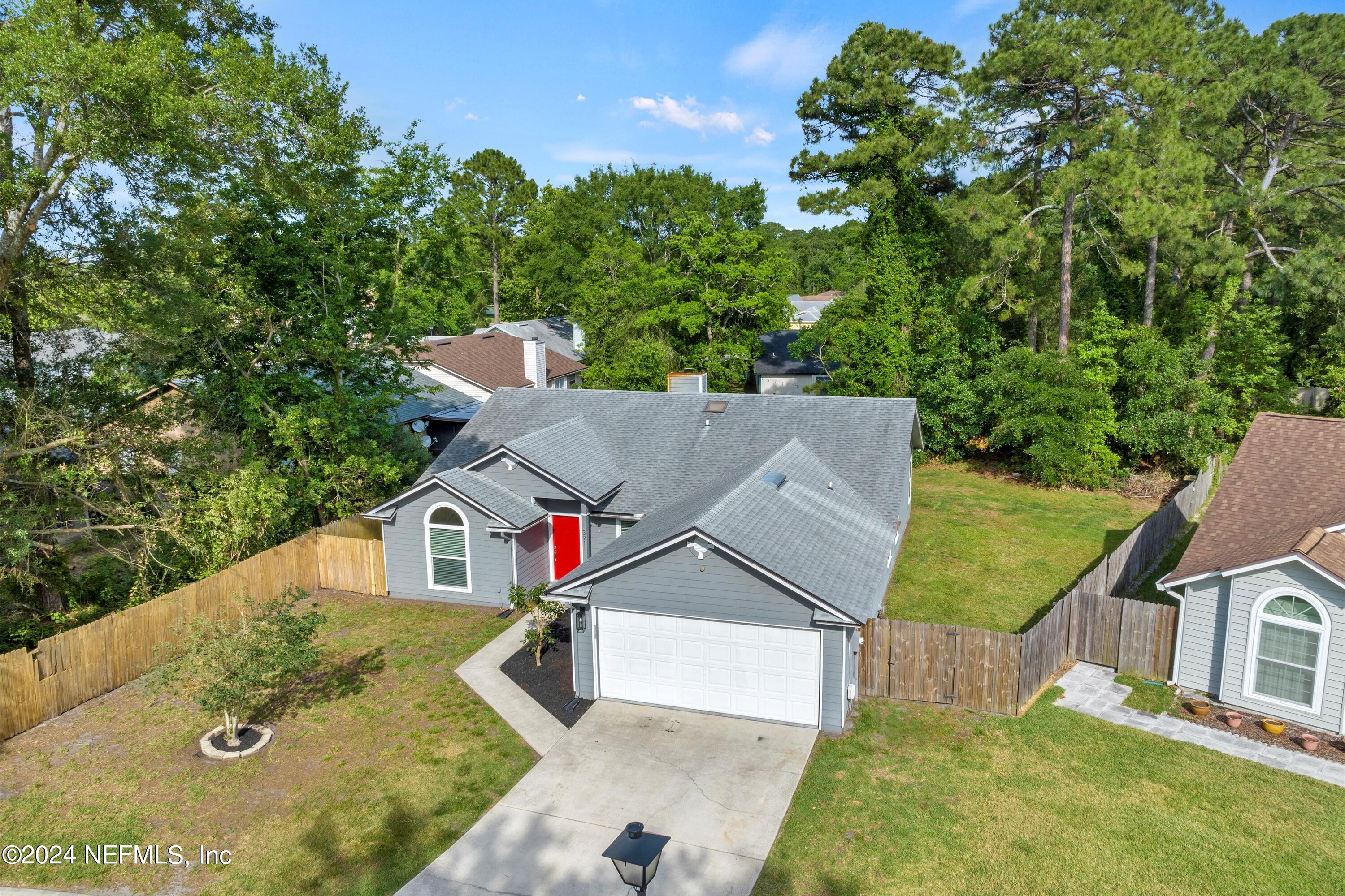 3911 UNION PACIFIC Drive E