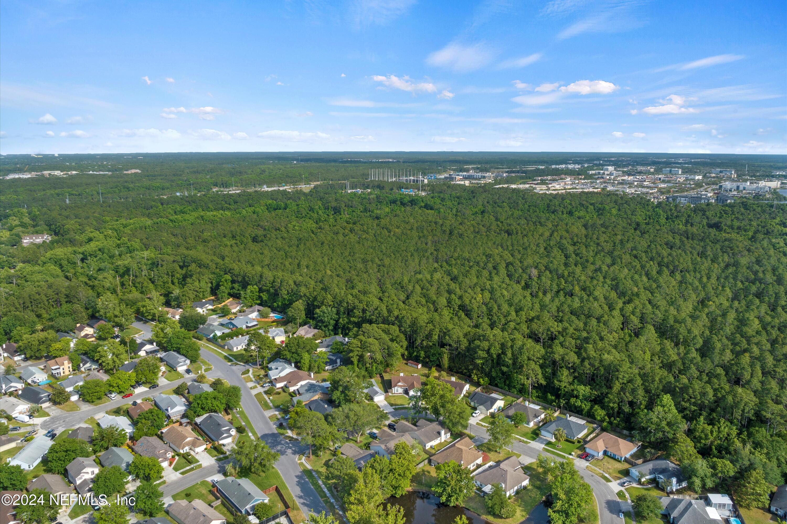 3911 UNION PACIFIC Drive E