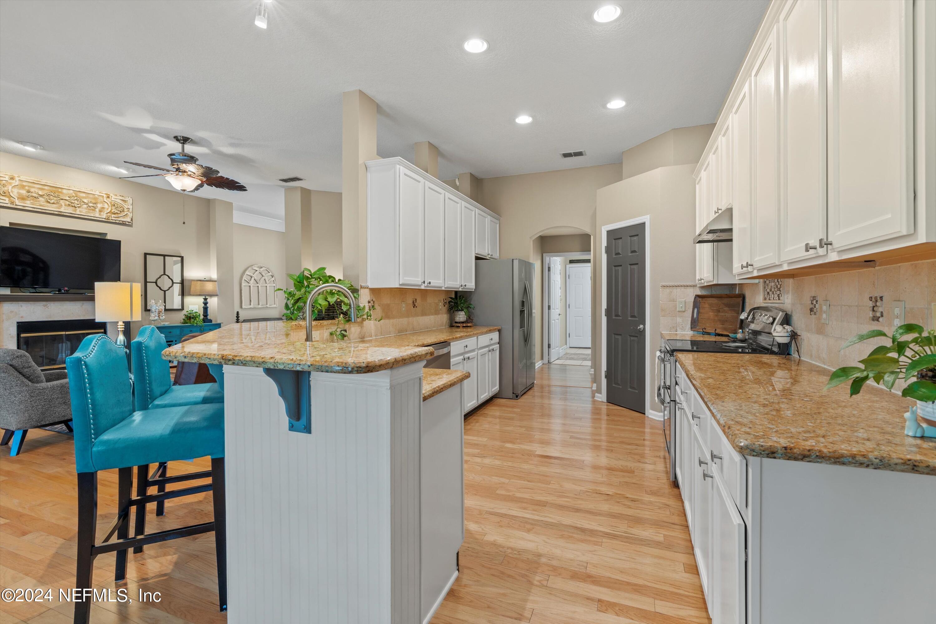 2231 WIDE REACH Drive