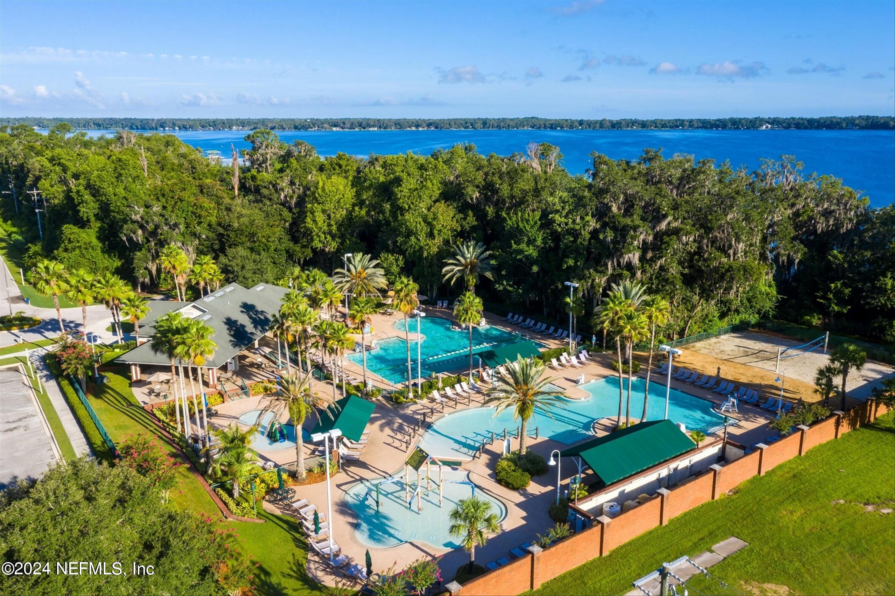 2231 WIDE REACH Drive