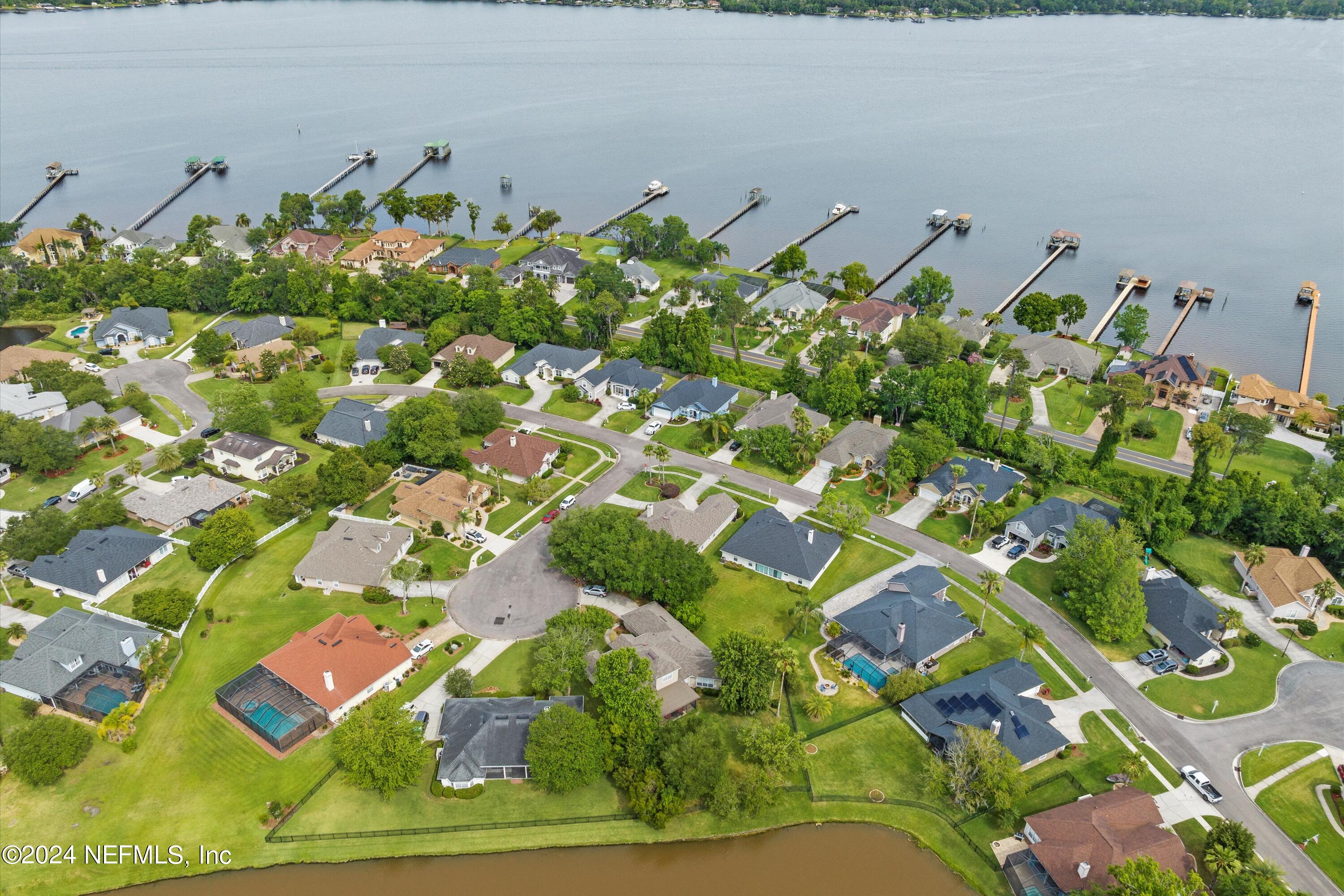 2231 WIDE REACH Drive