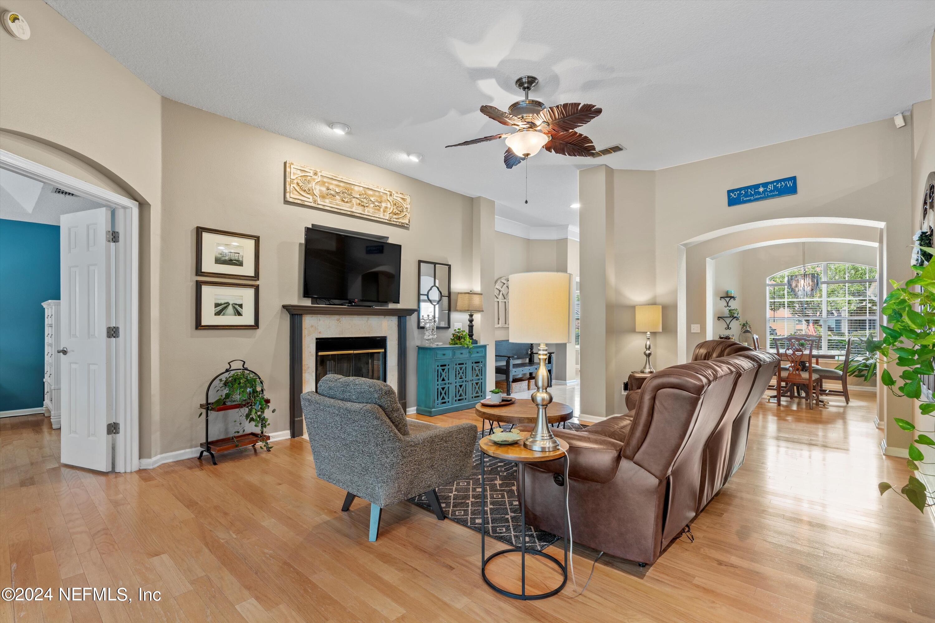 2231 WIDE REACH Drive