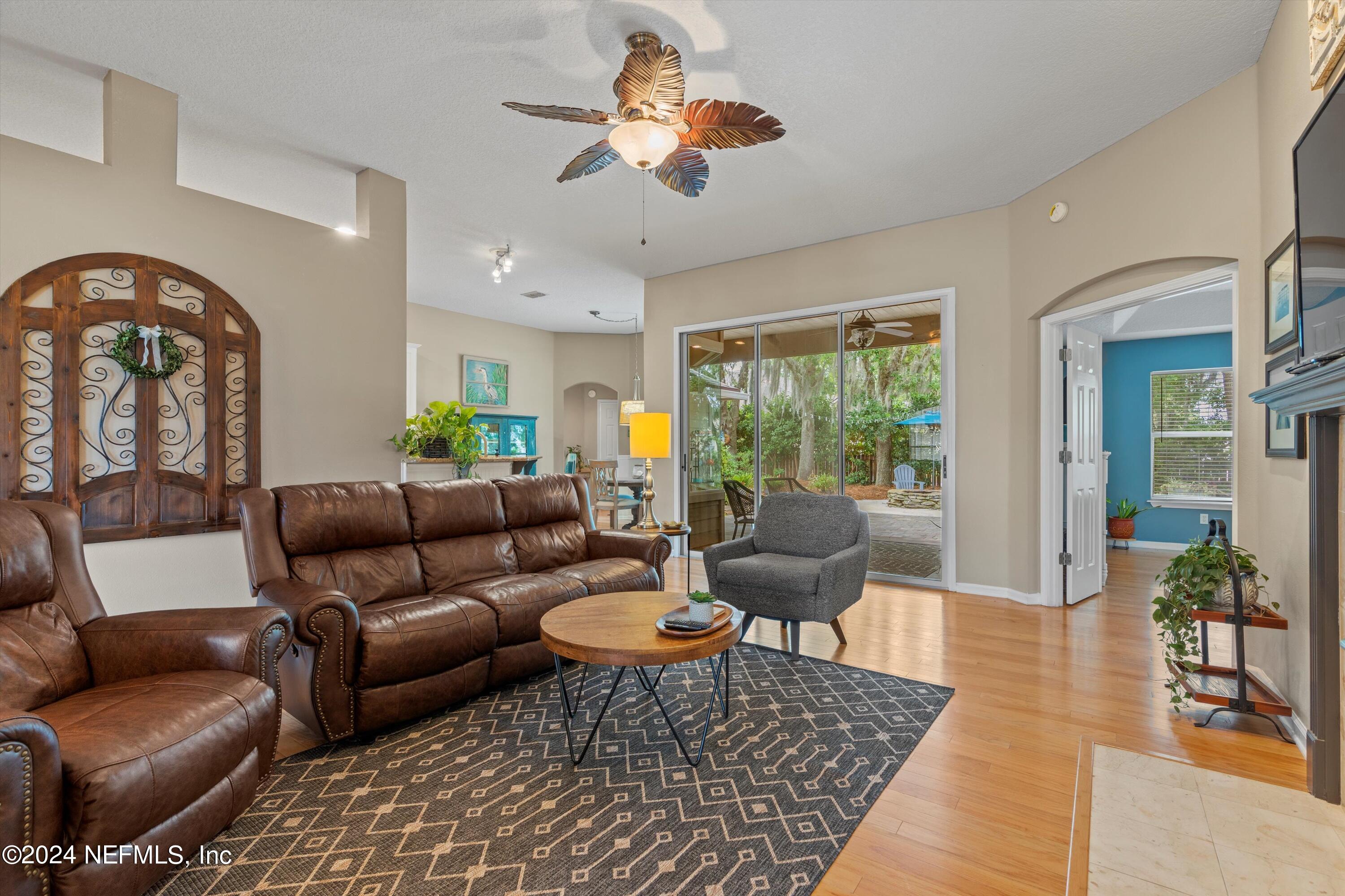 2231 WIDE REACH Drive