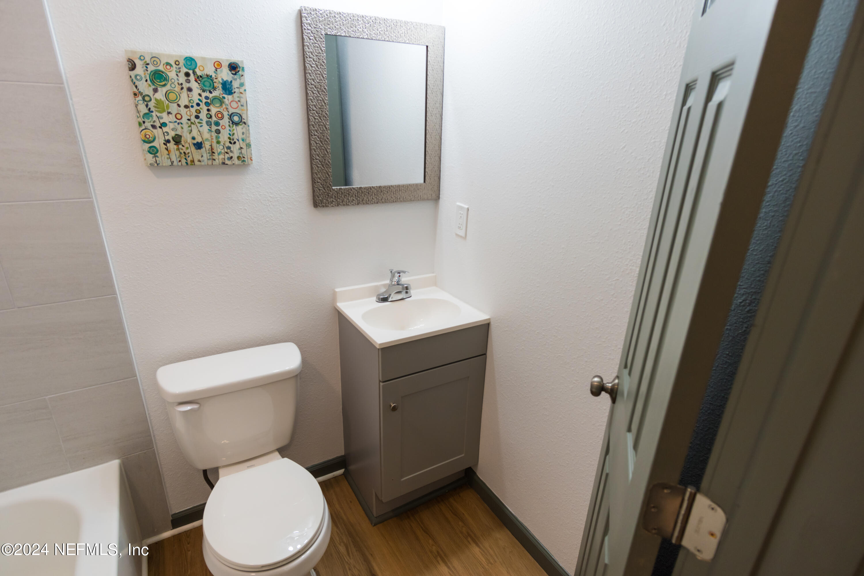 1375 EVERGREEN Avenue