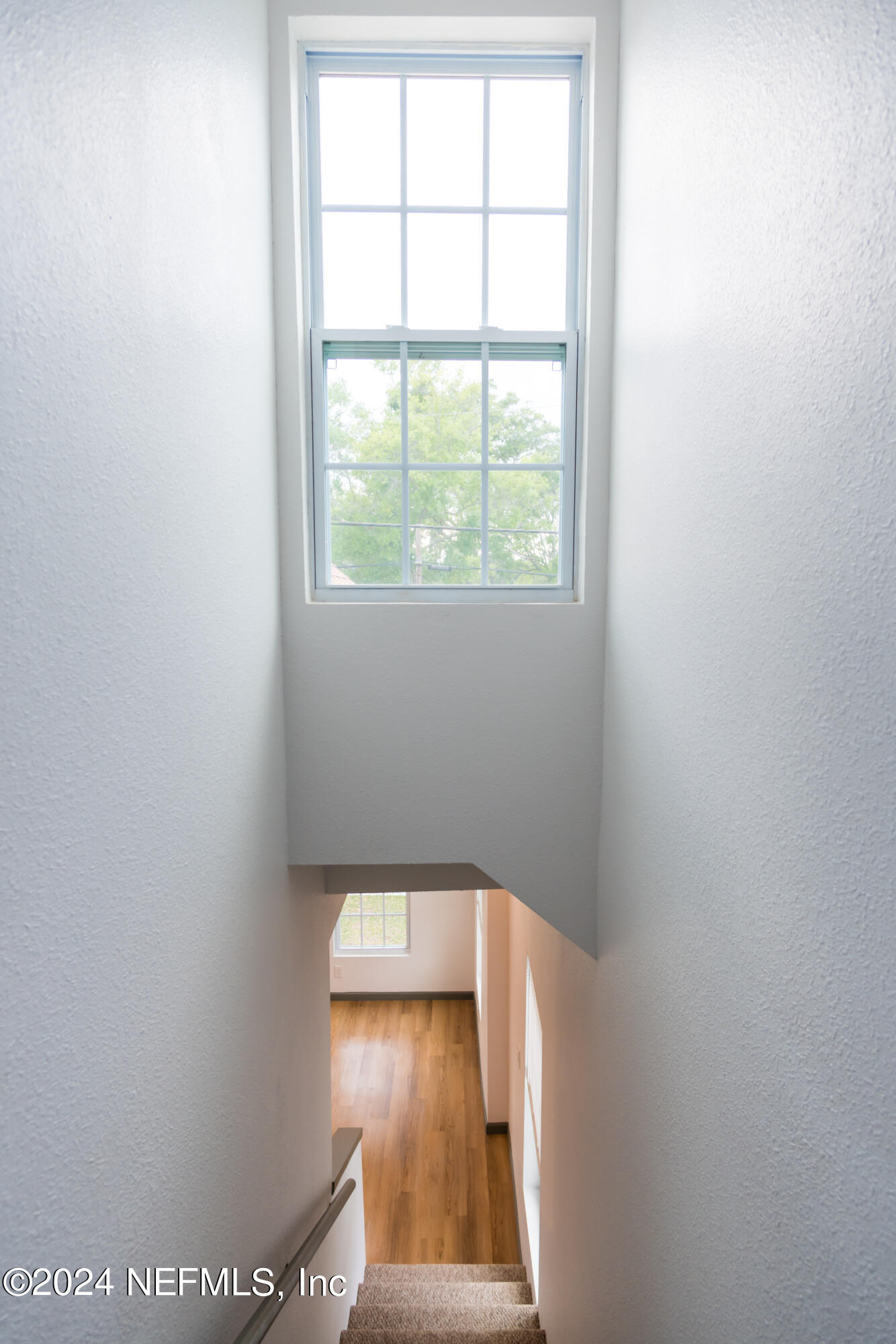 1375 EVERGREEN Avenue