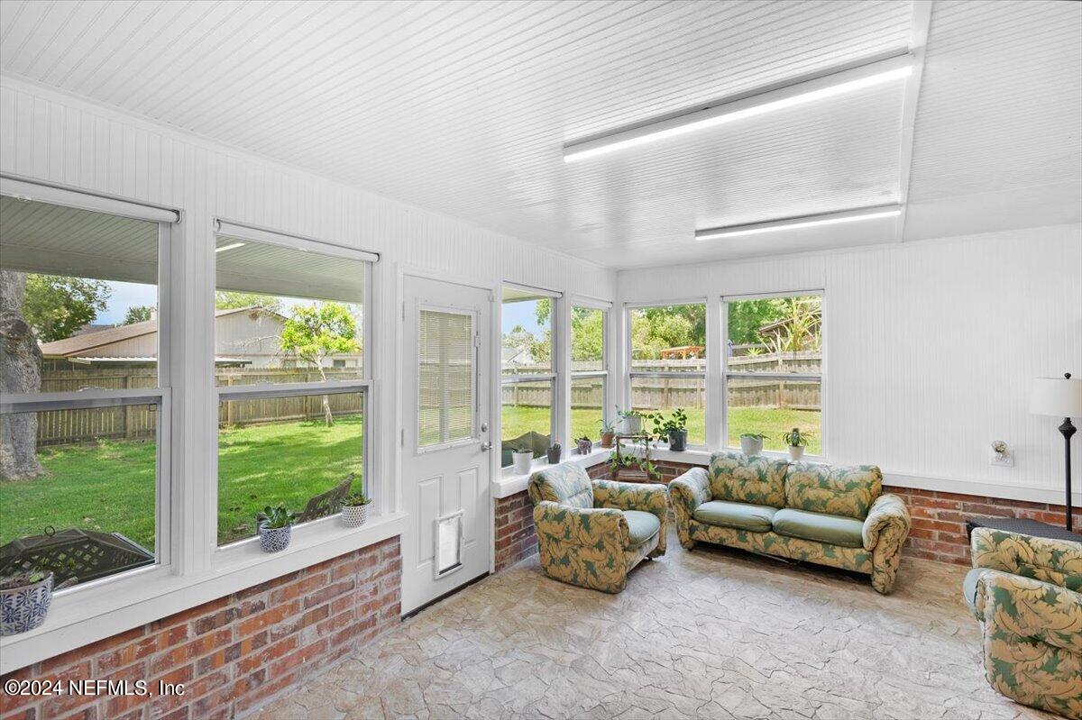 556 WILLIAM PENN Street