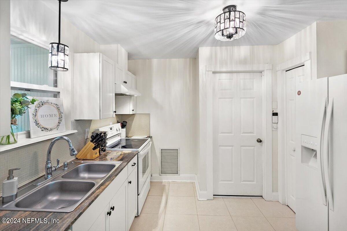 556 WILLIAM PENN Street