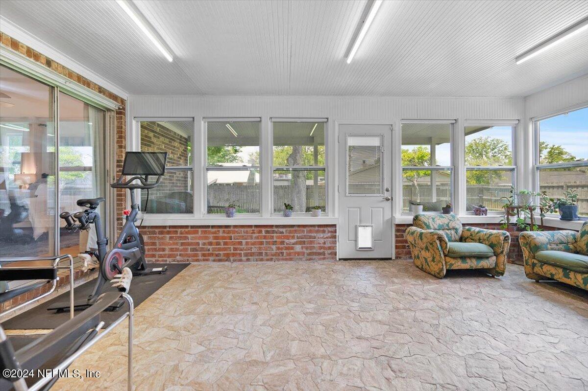 556 WILLIAM PENN Street