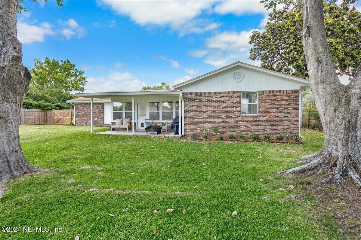 556 WILLIAM PENN Street