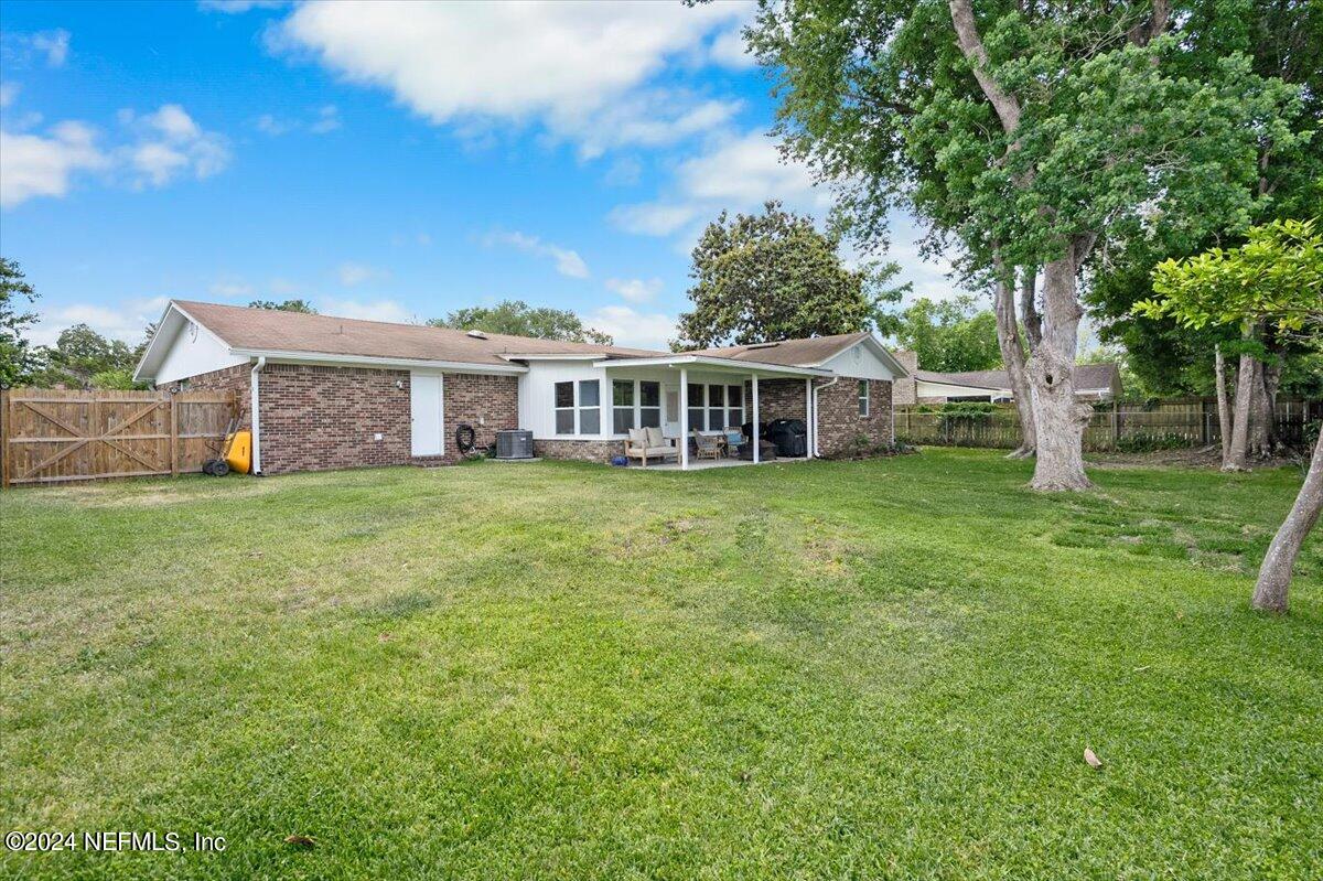 556 WILLIAM PENN Street