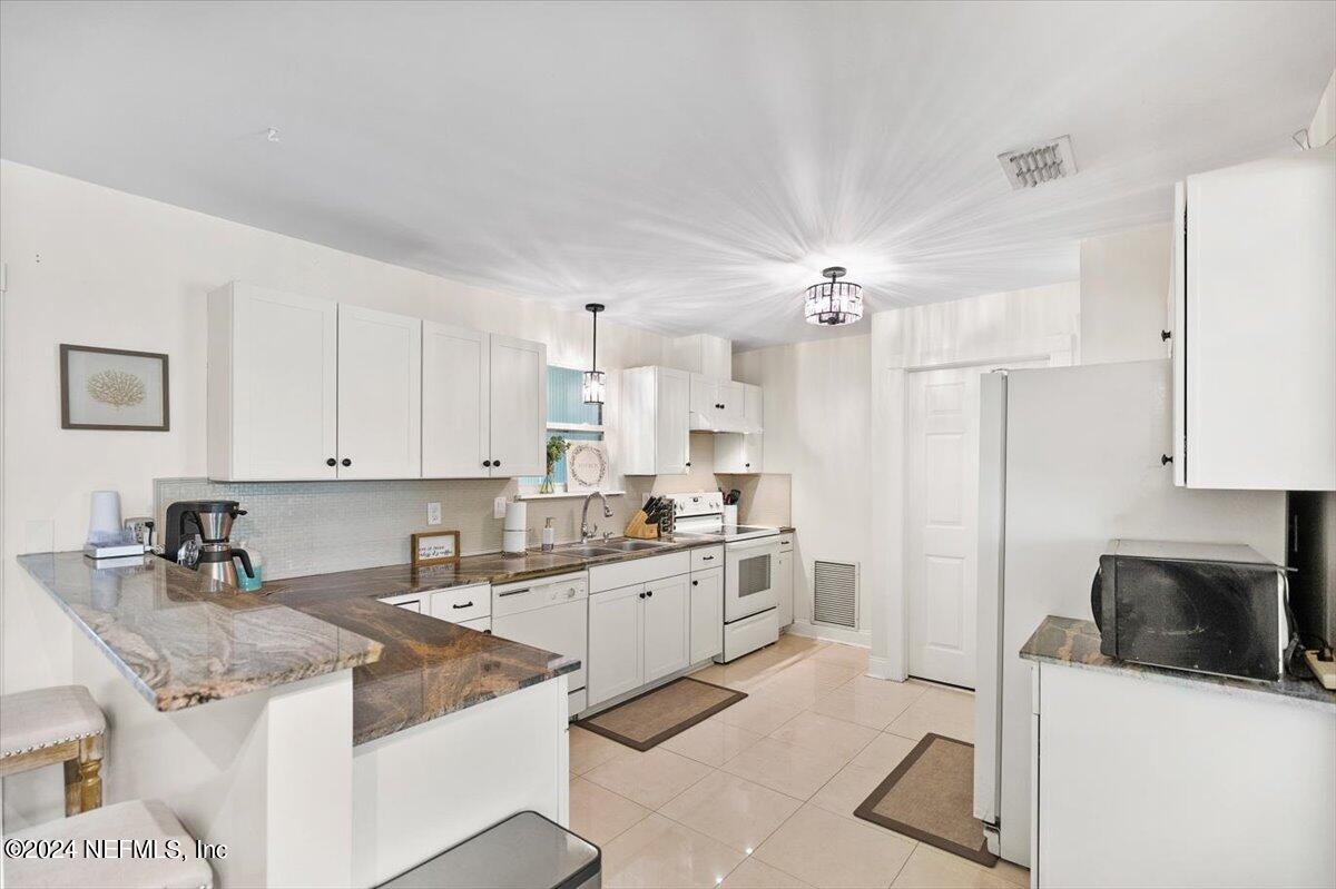 556 WILLIAM PENN Street