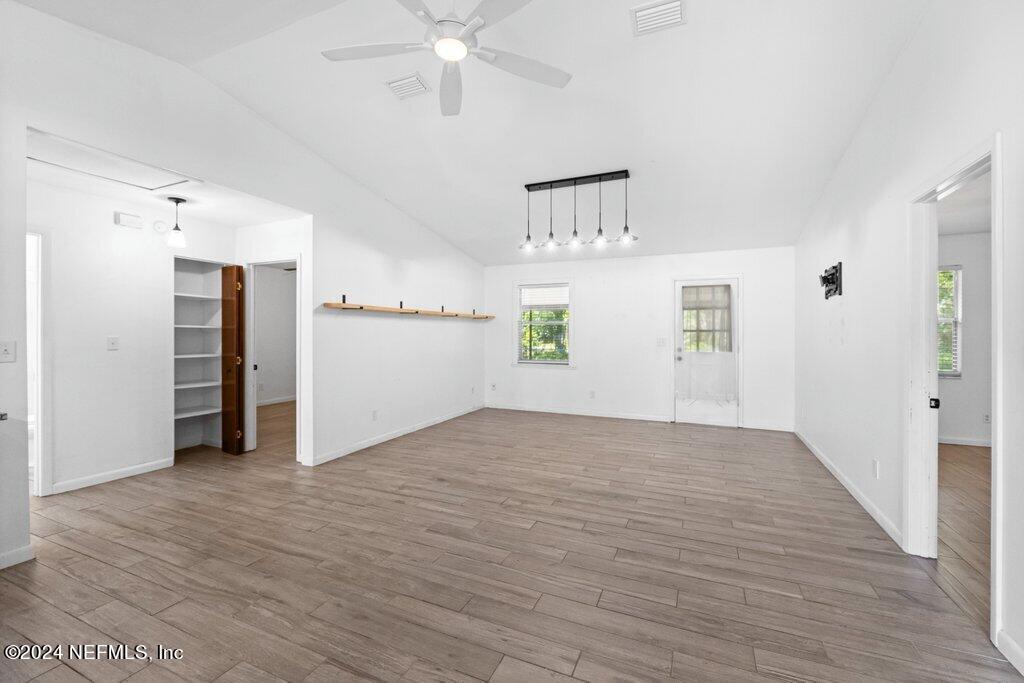 4745 SOUTHGATE Drive