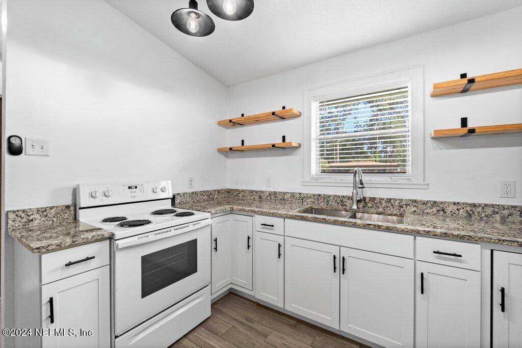 4745 SOUTHGATE Drive