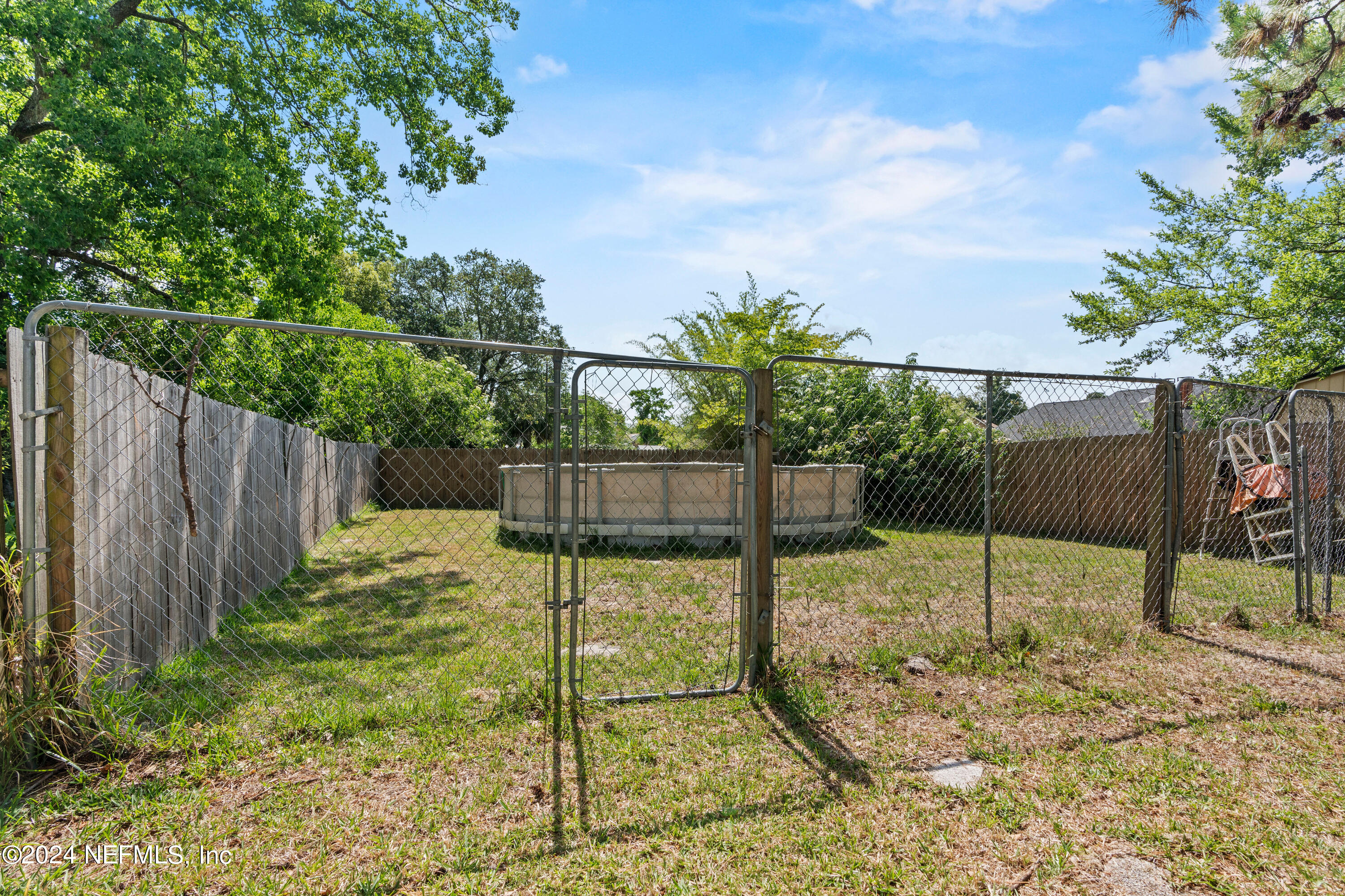 2751 SANDUSKY Avenue W