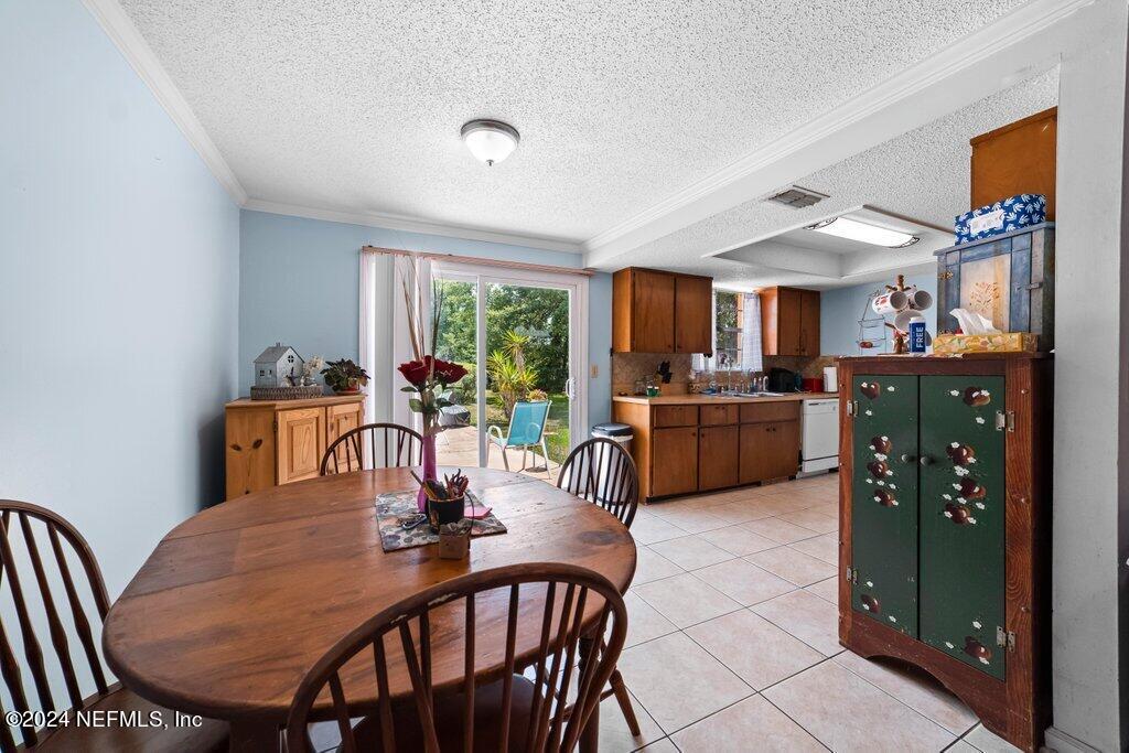 2785 WINCHESTER Avenue