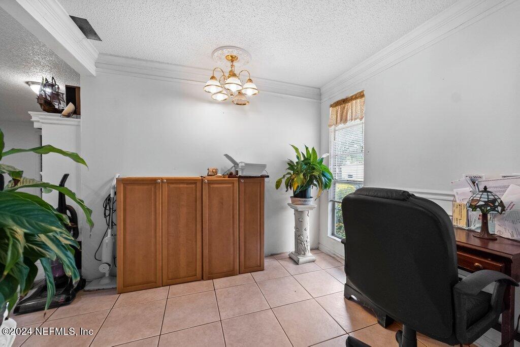 2785 WINCHESTER Avenue