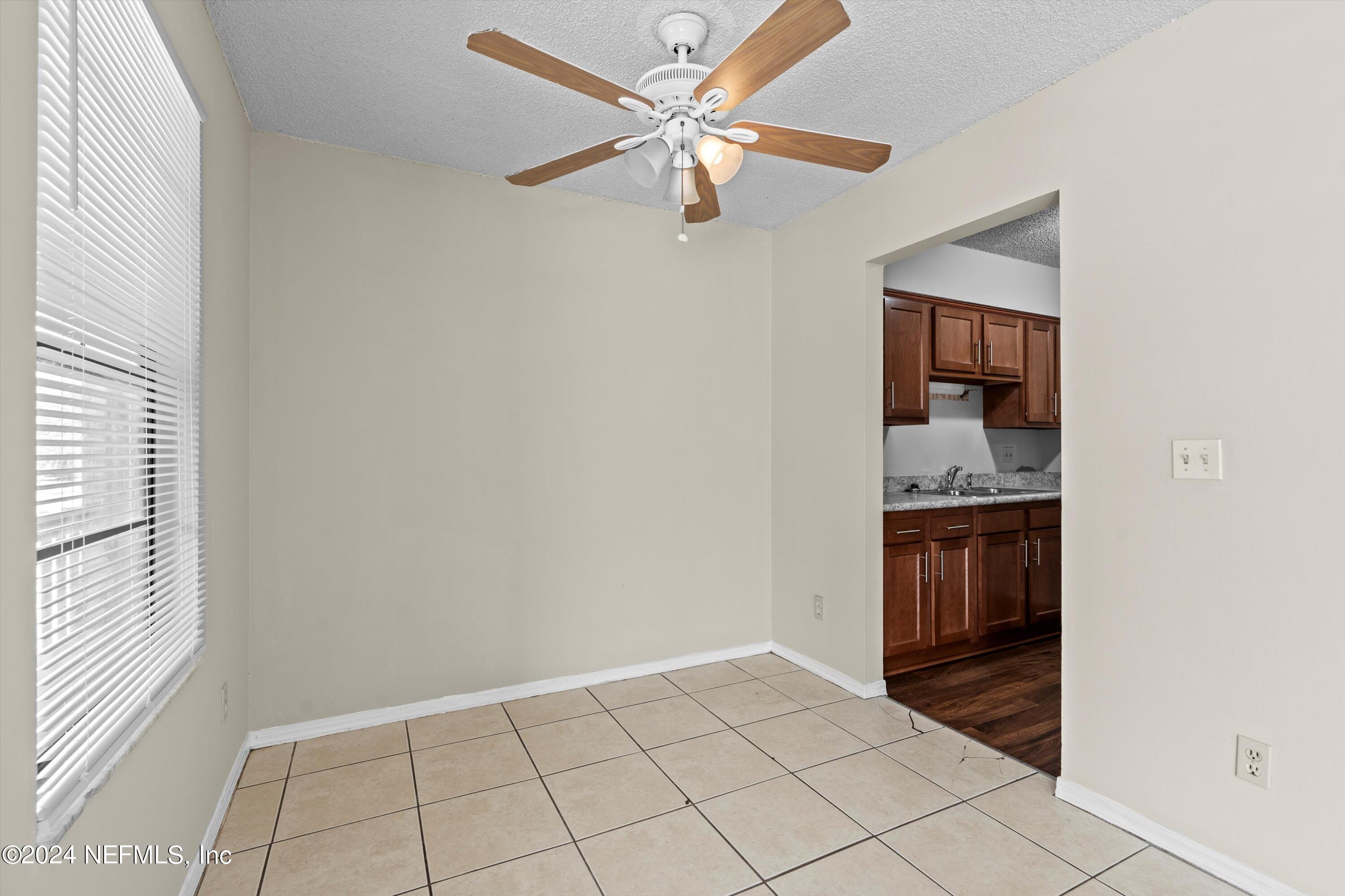 459 BENTWOOD Lane, D