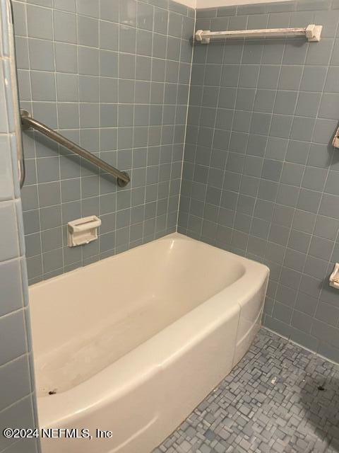 1861 STANFORD Road N