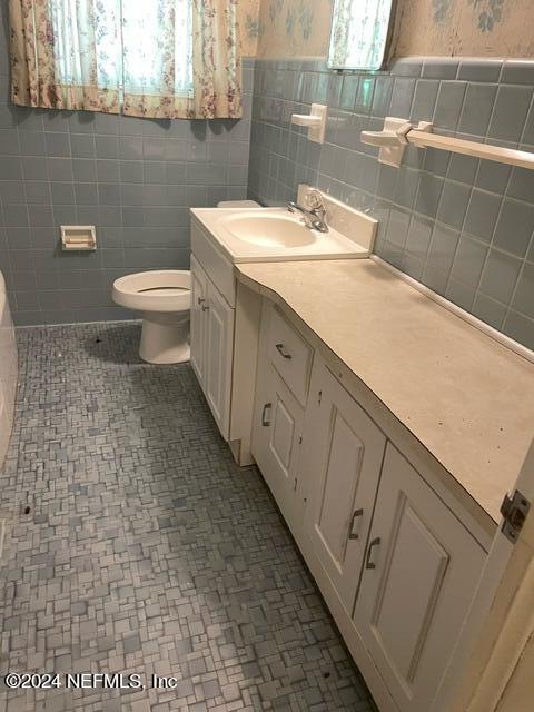 1861 STANFORD Road N