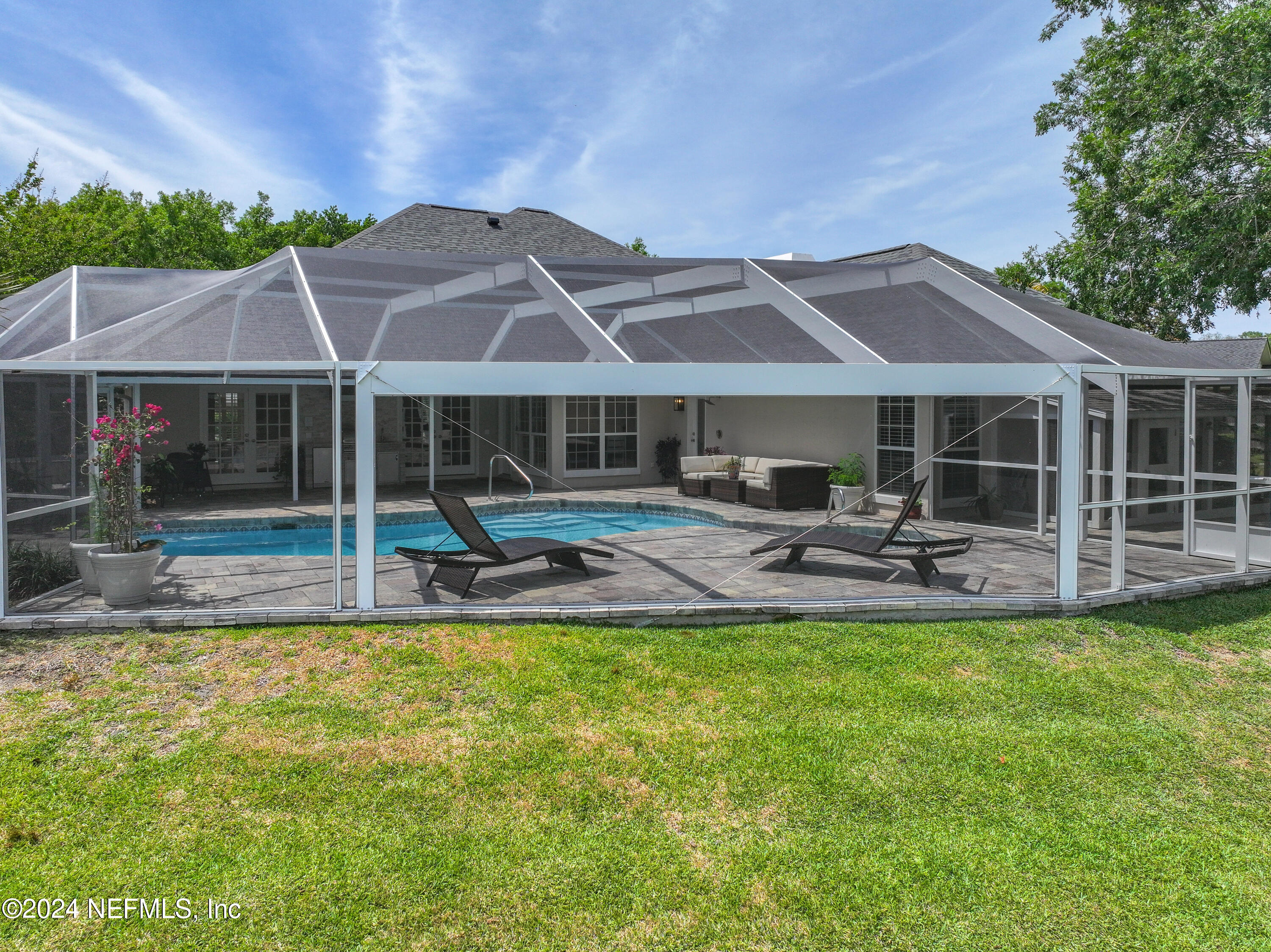 1831 PLANTATION OAKS Drive