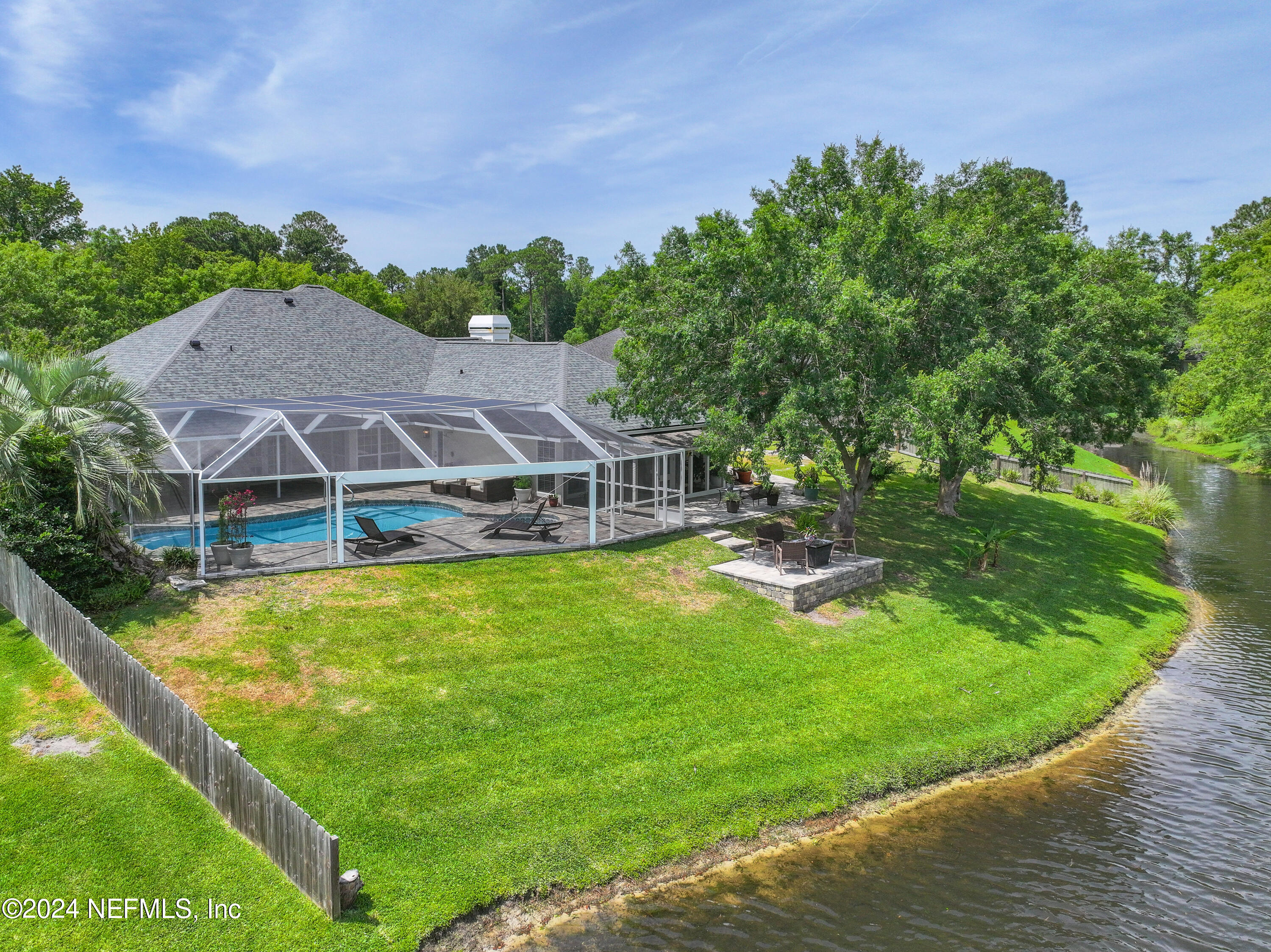 1831 PLANTATION OAKS Drive