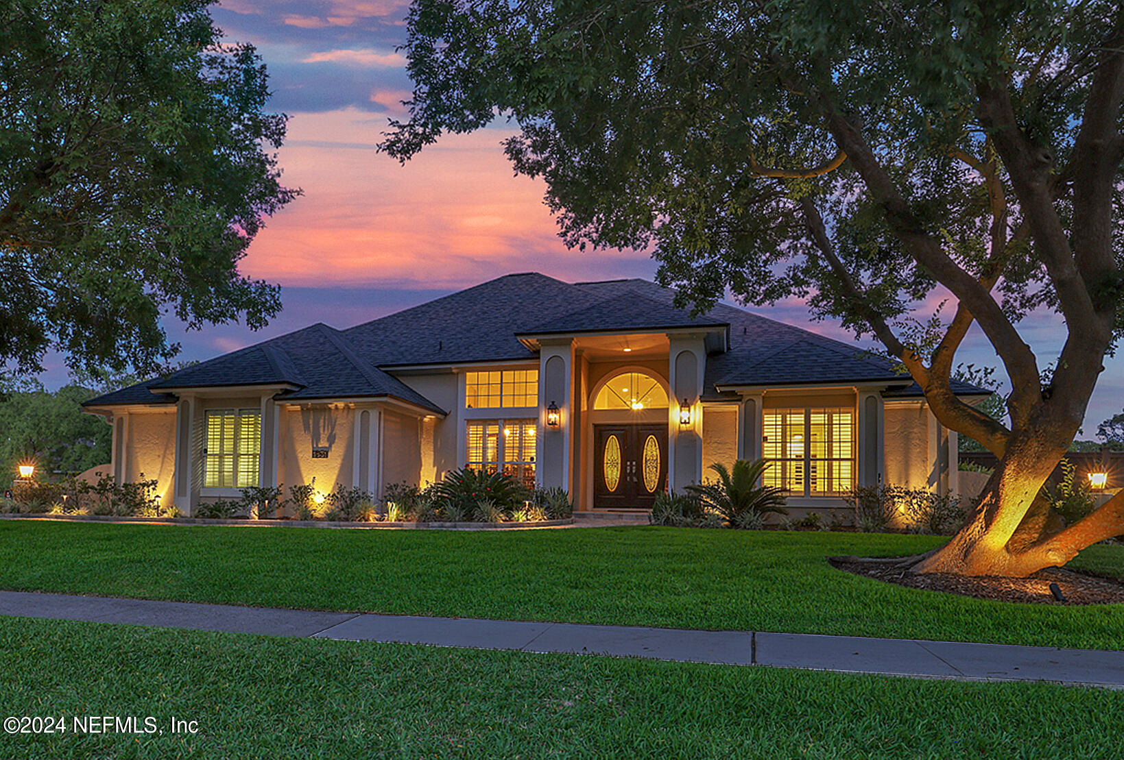 1831 PLANTATION OAKS Drive