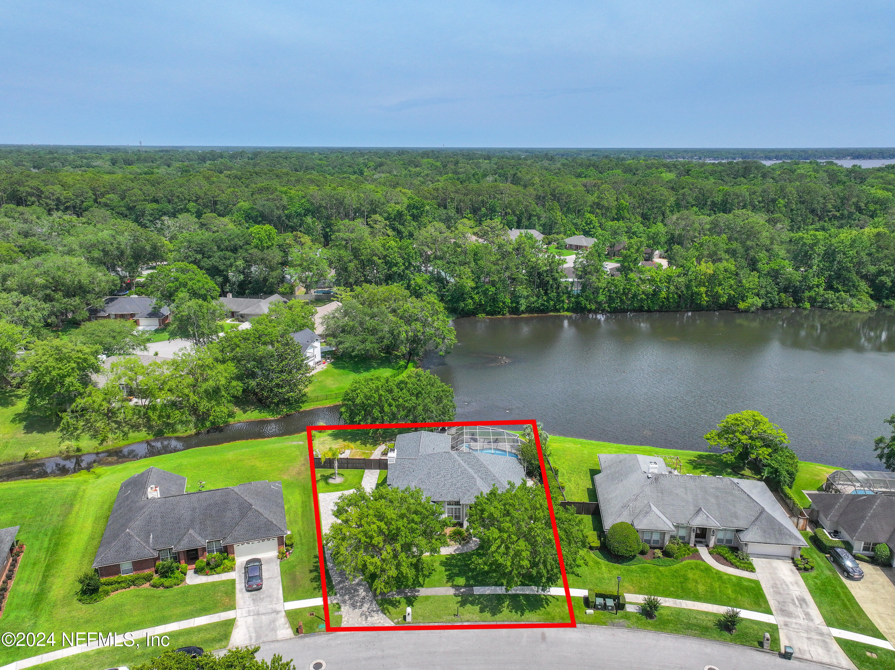 1831 PLANTATION OAKS Drive