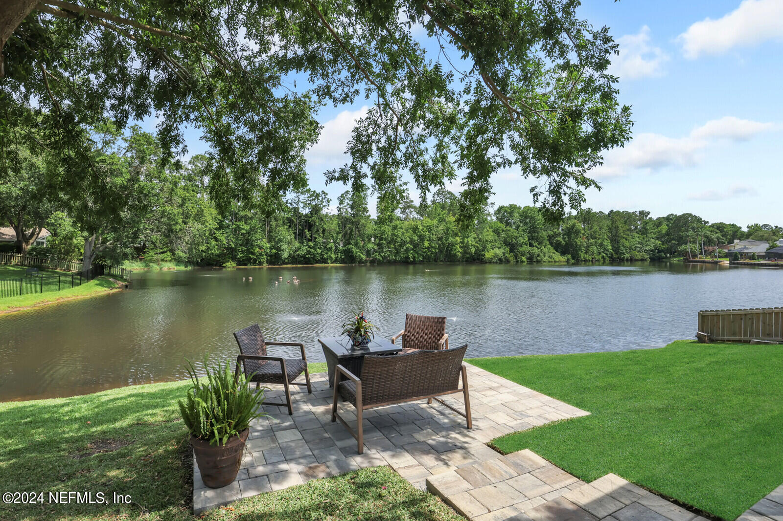 1831 PLANTATION OAKS Drive