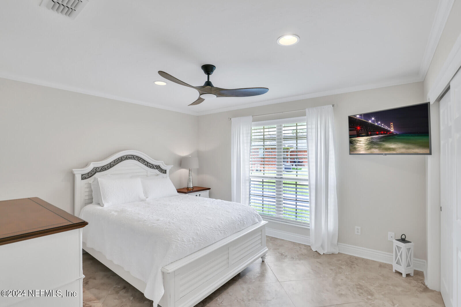 1831 PLANTATION OAKS Drive