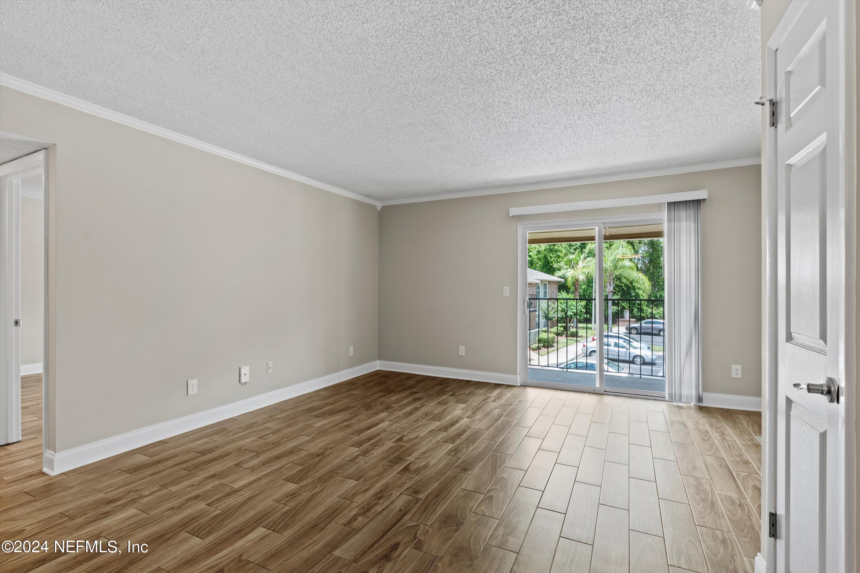 3737 LORETTO Road, 113