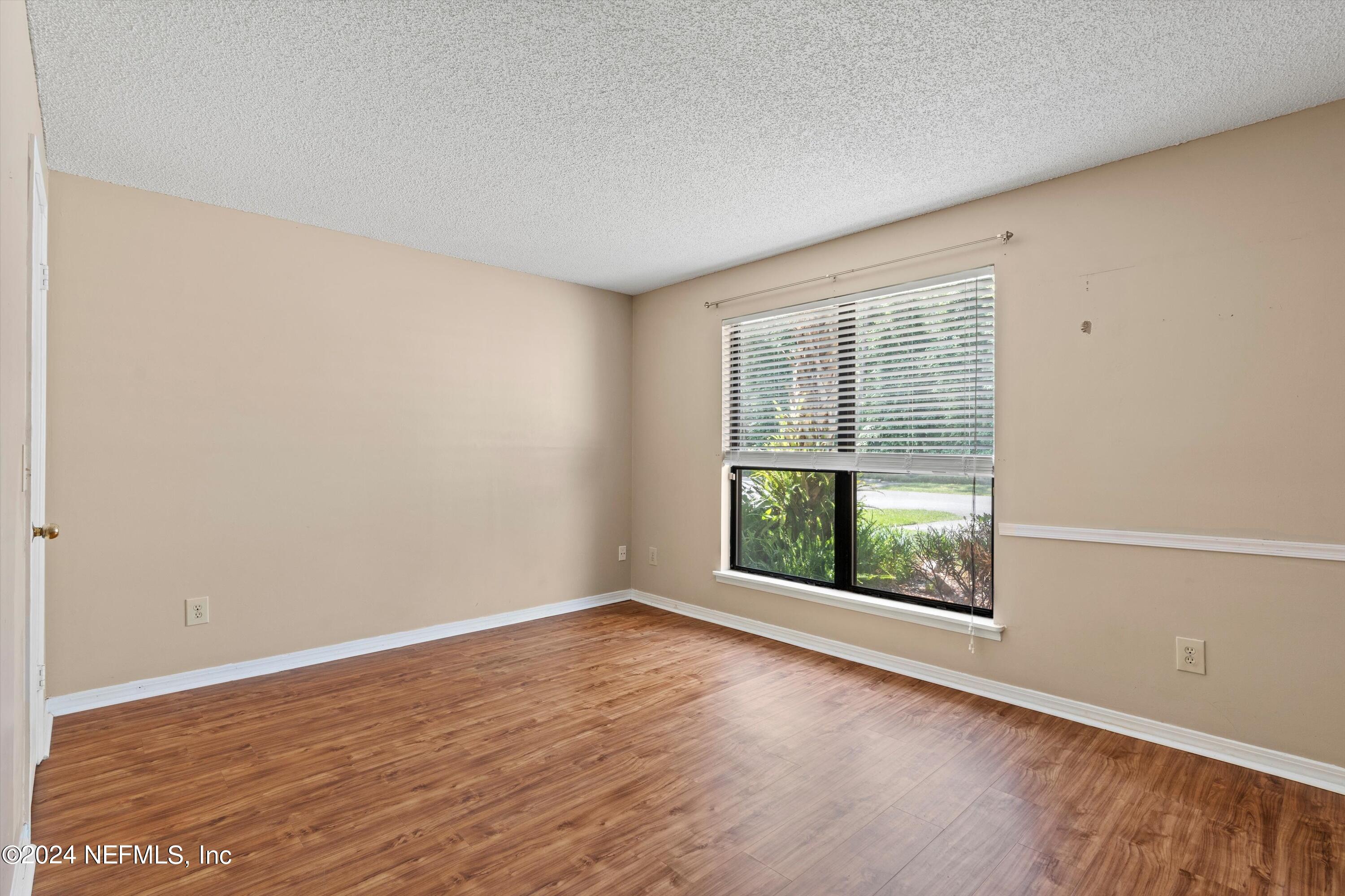 10200 BELLE RIVE Boulevard, 137