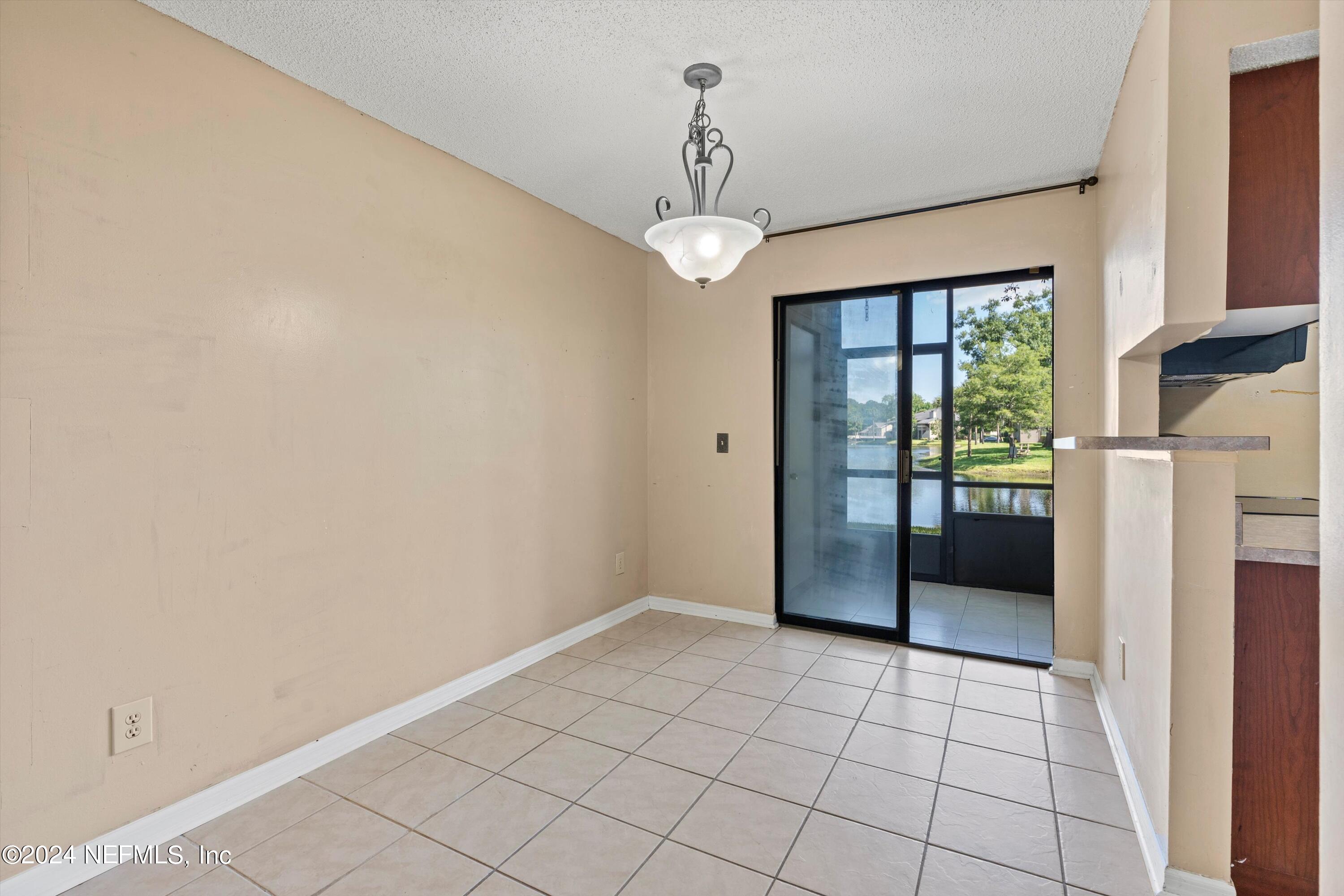 10200 BELLE RIVE Boulevard, 137