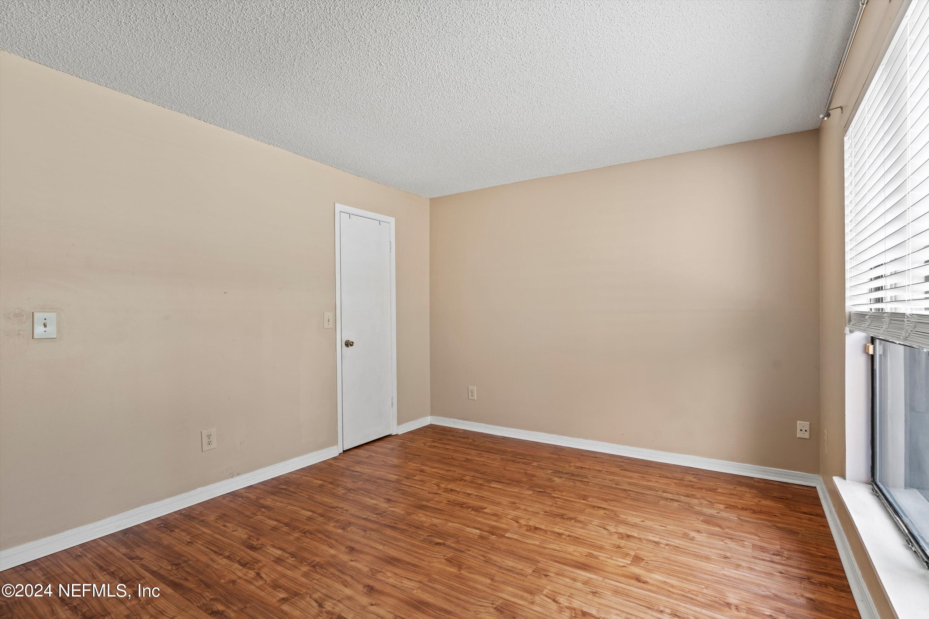 10200 BELLE RIVE Boulevard, 137