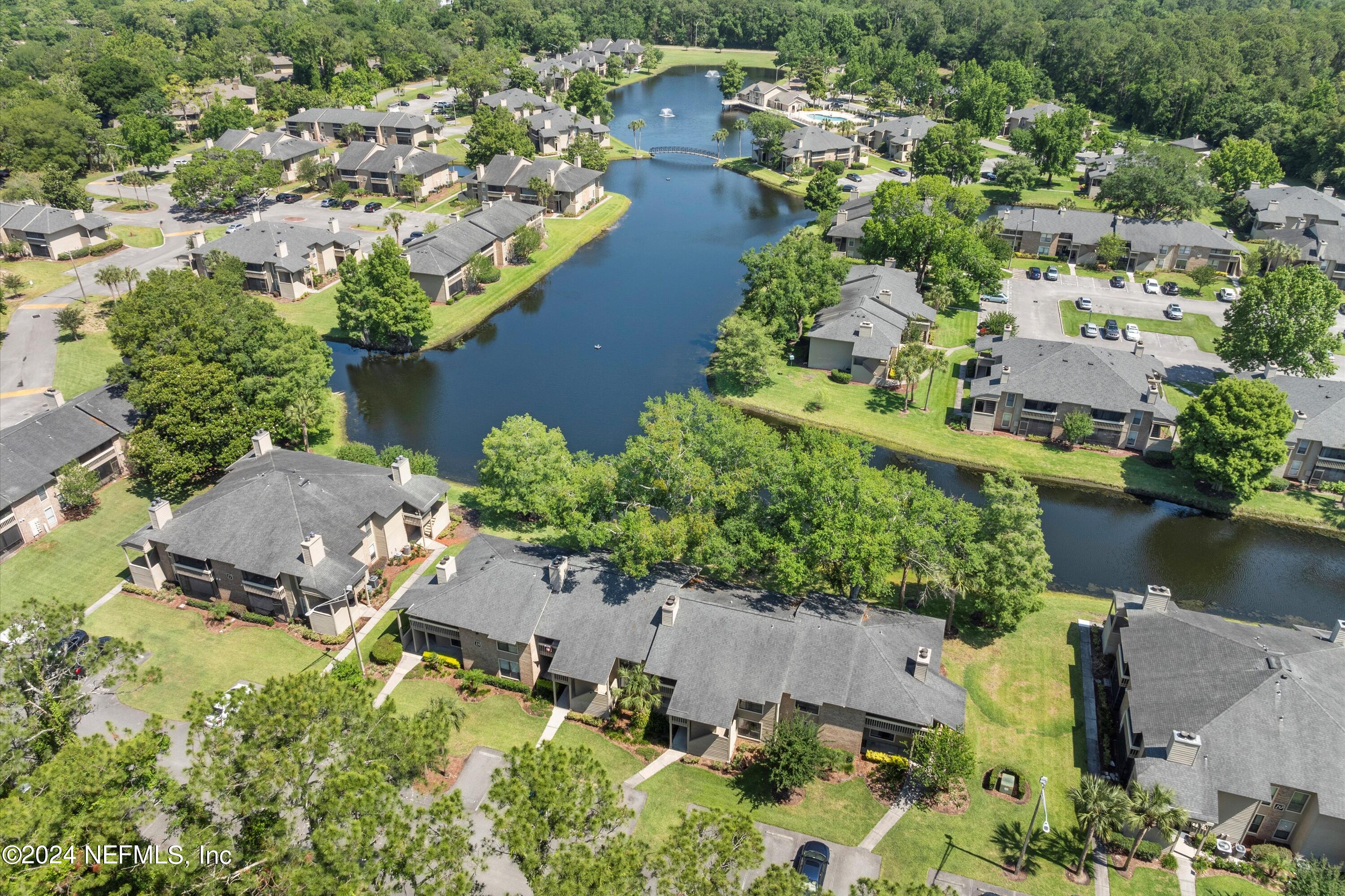 10200 BELLE RIVE Boulevard, 137