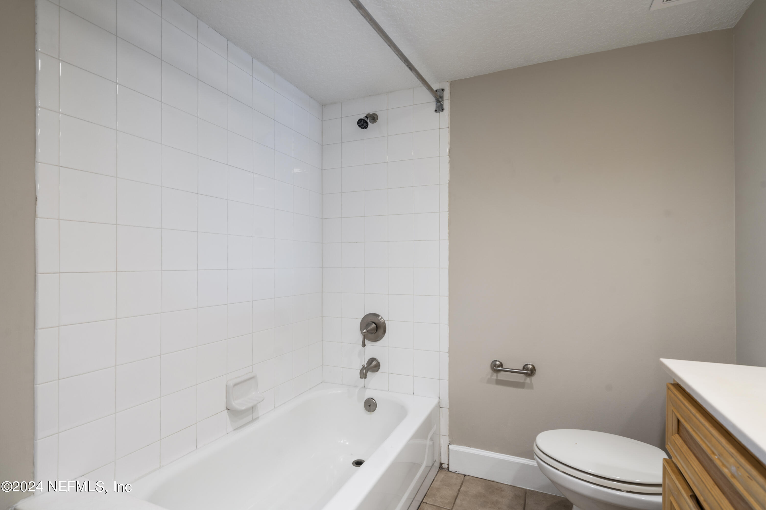 3434 BLANDING Boulevard, 220