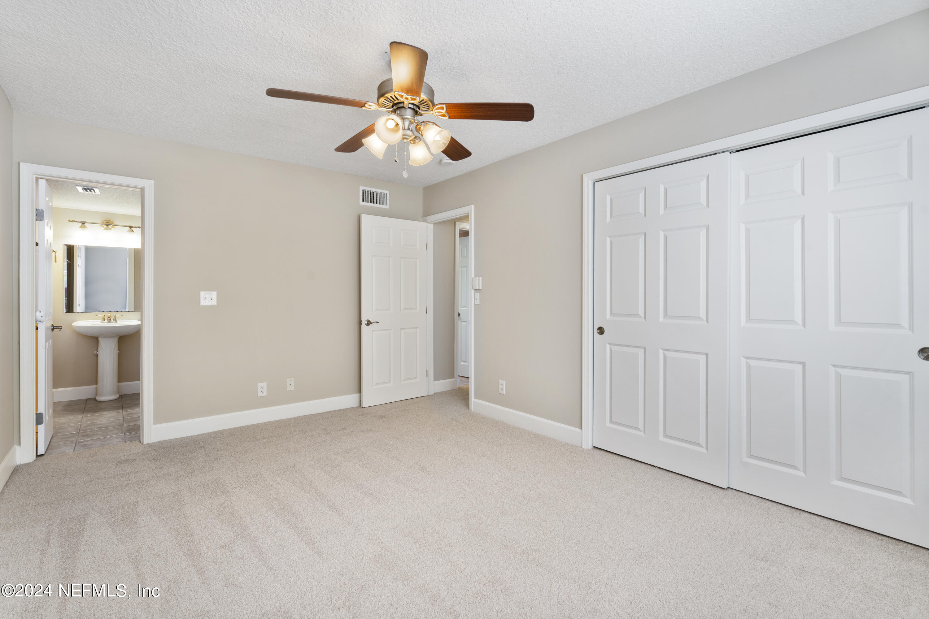 3434 BLANDING Boulevard, 220