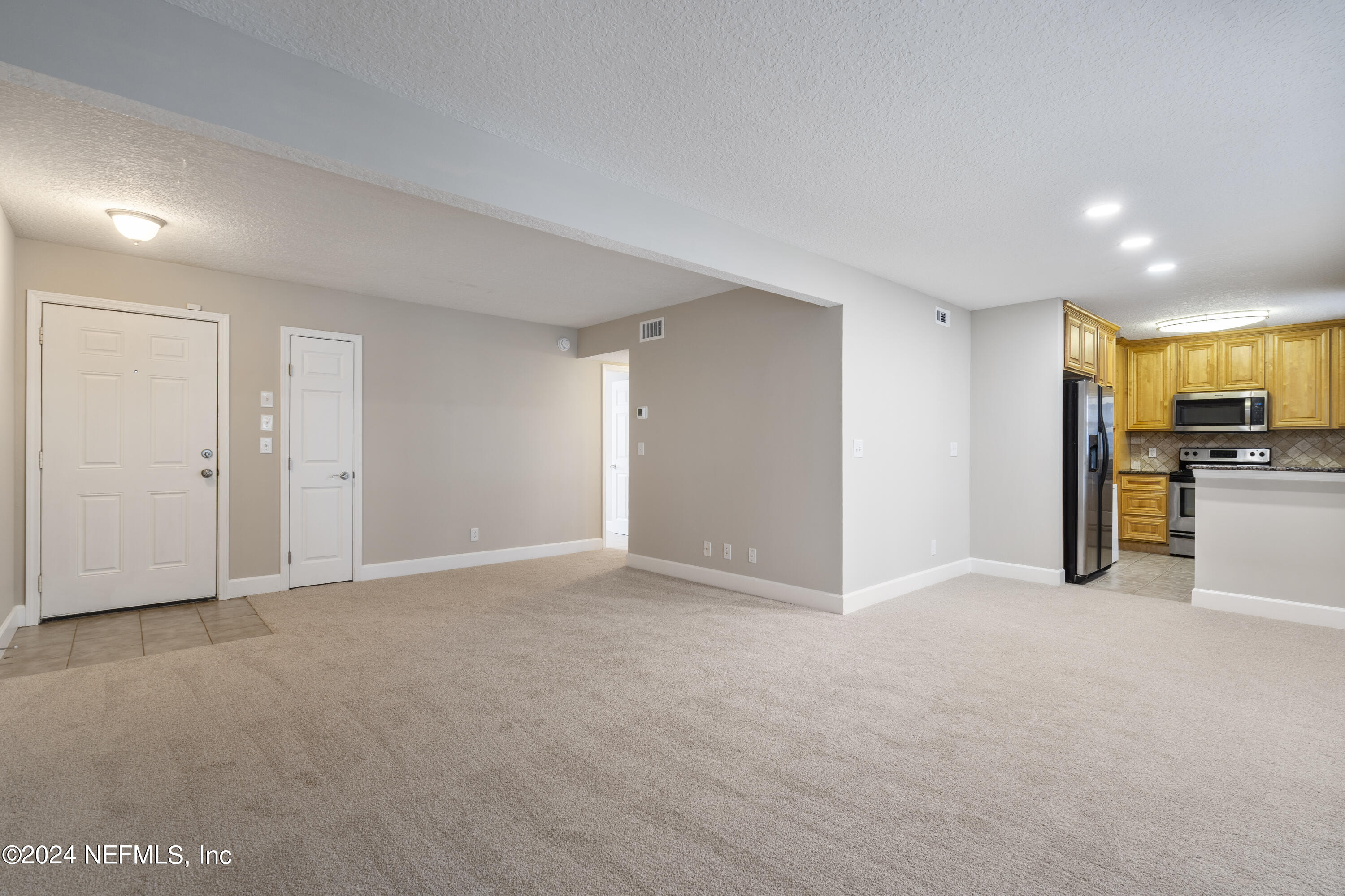 3434 BLANDING Boulevard, 220