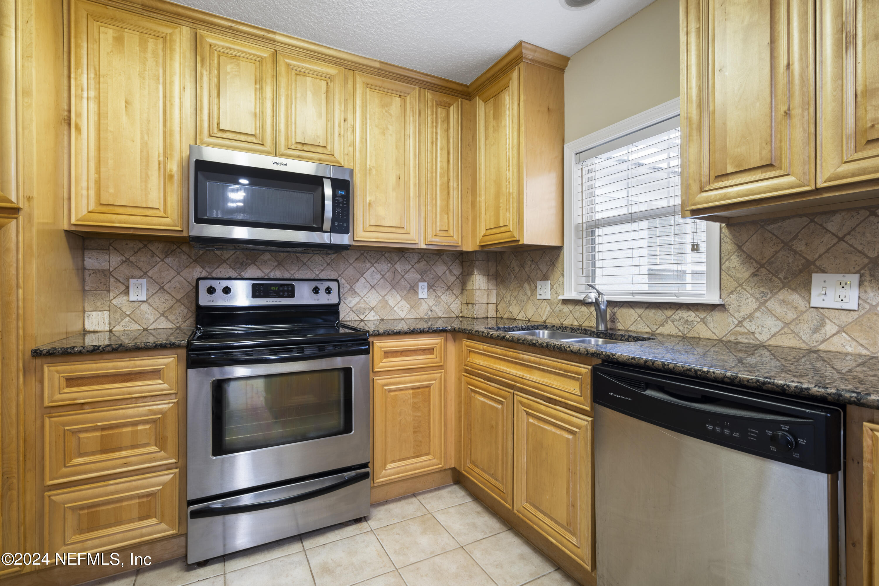 3434 BLANDING Boulevard, 220