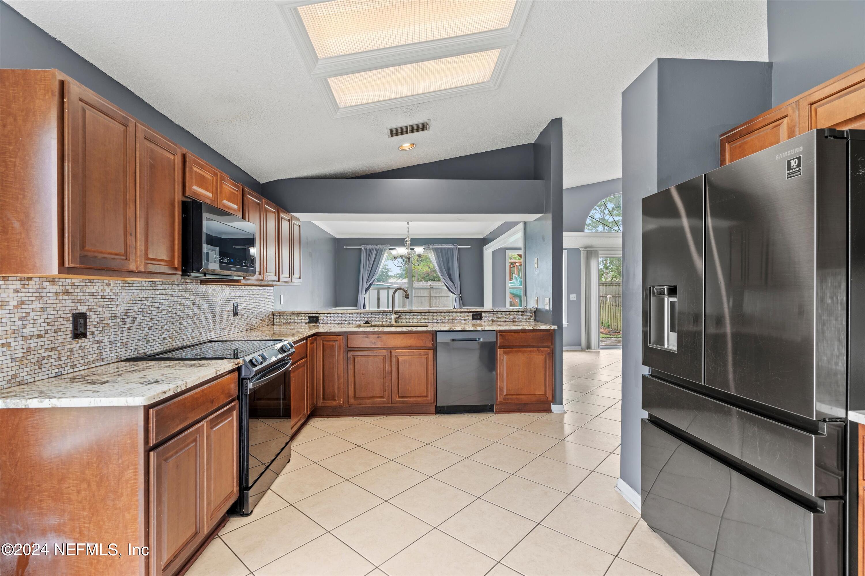 9109 BRANCHWATER Court