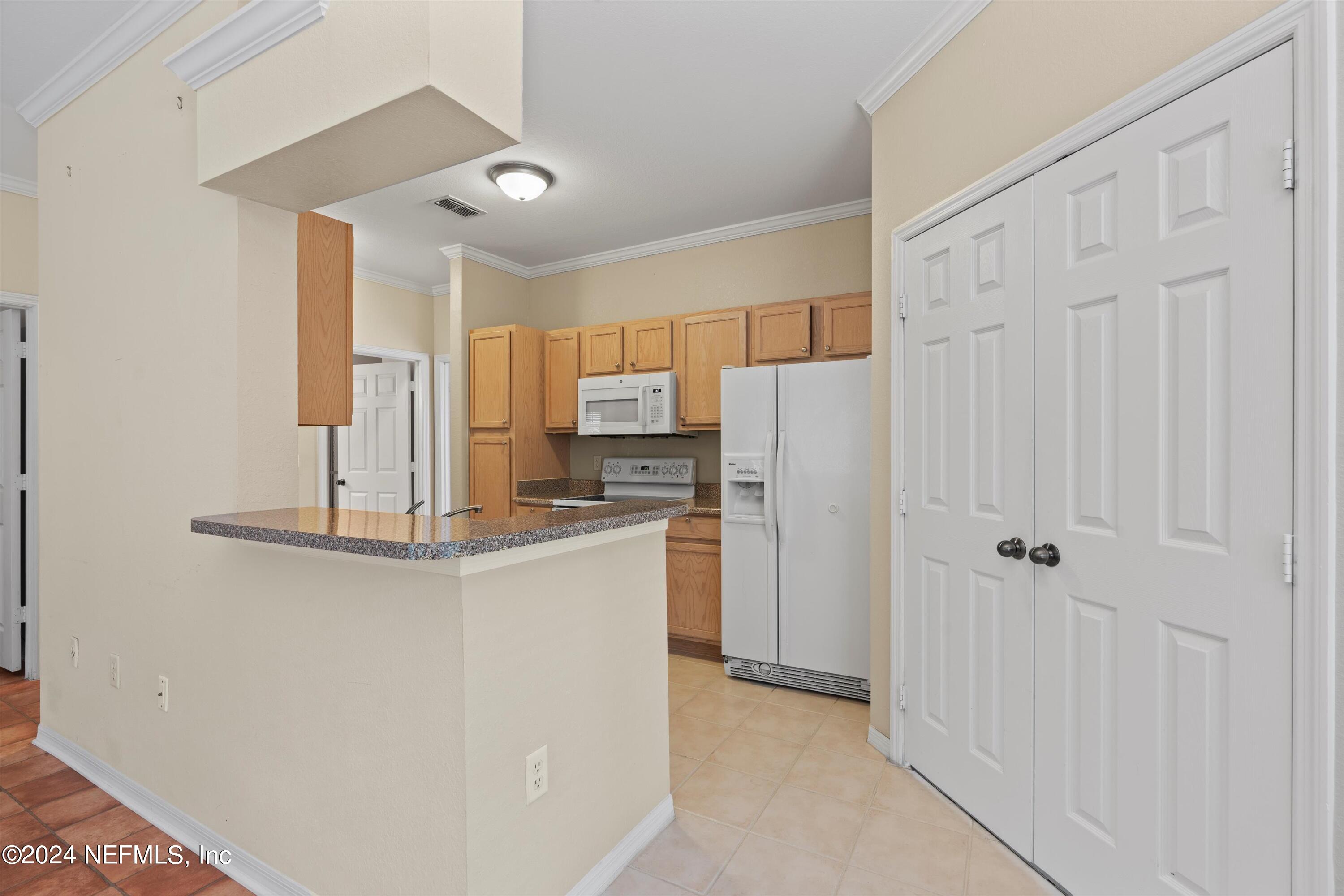 7800 POINT MEADOWS Drive, 312