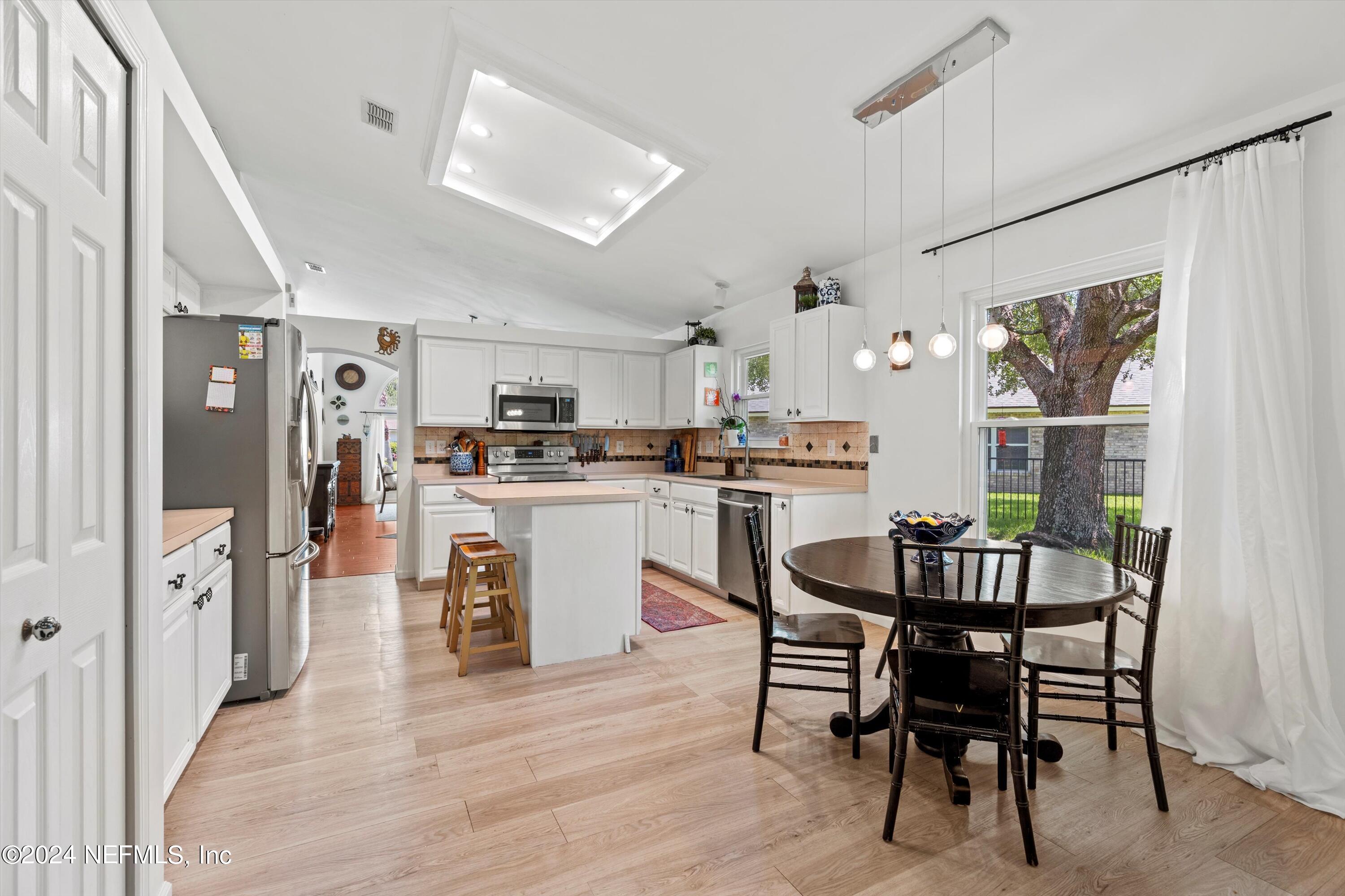 2486 MISTY WATER Drive W