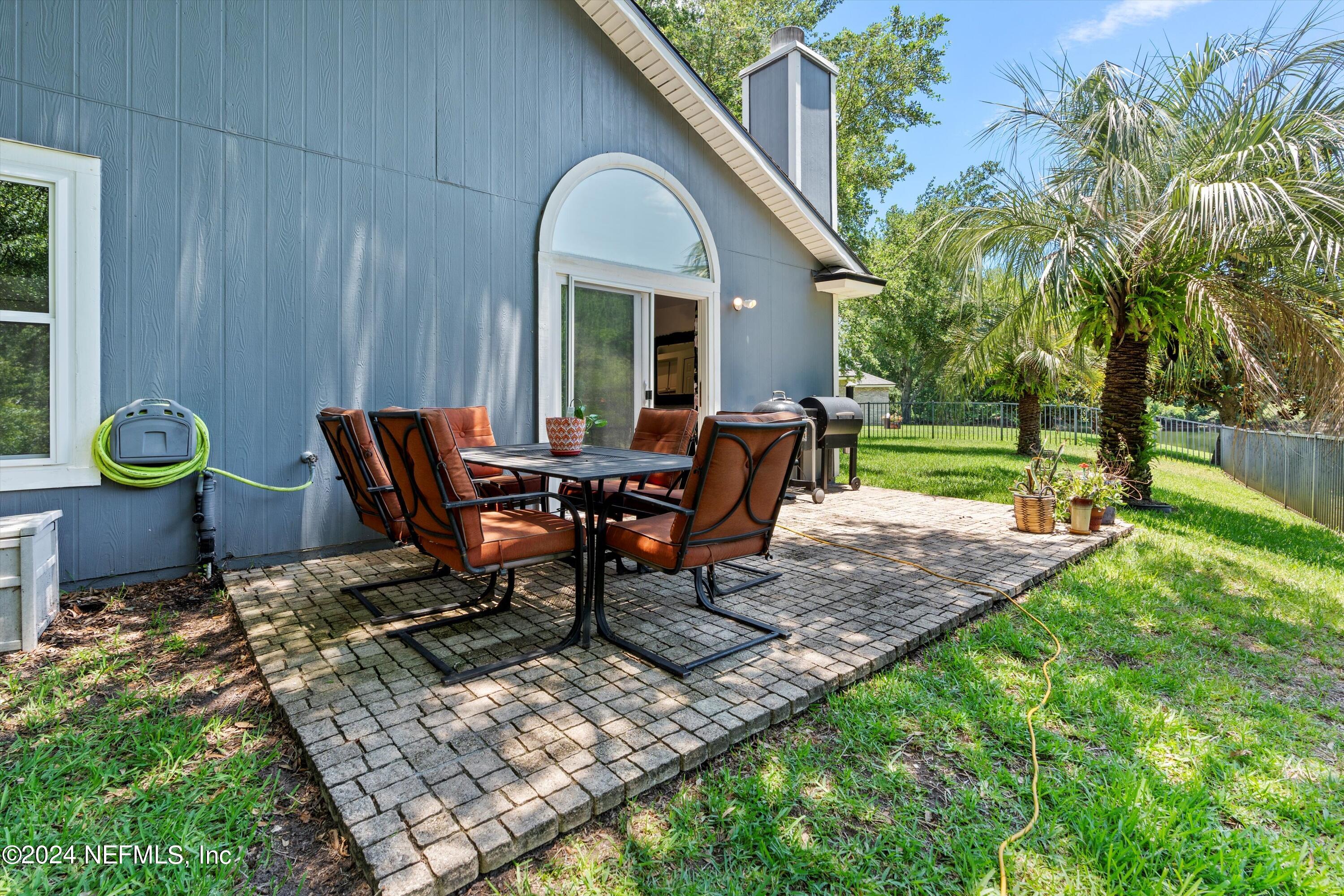 2486 MISTY WATER Drive W