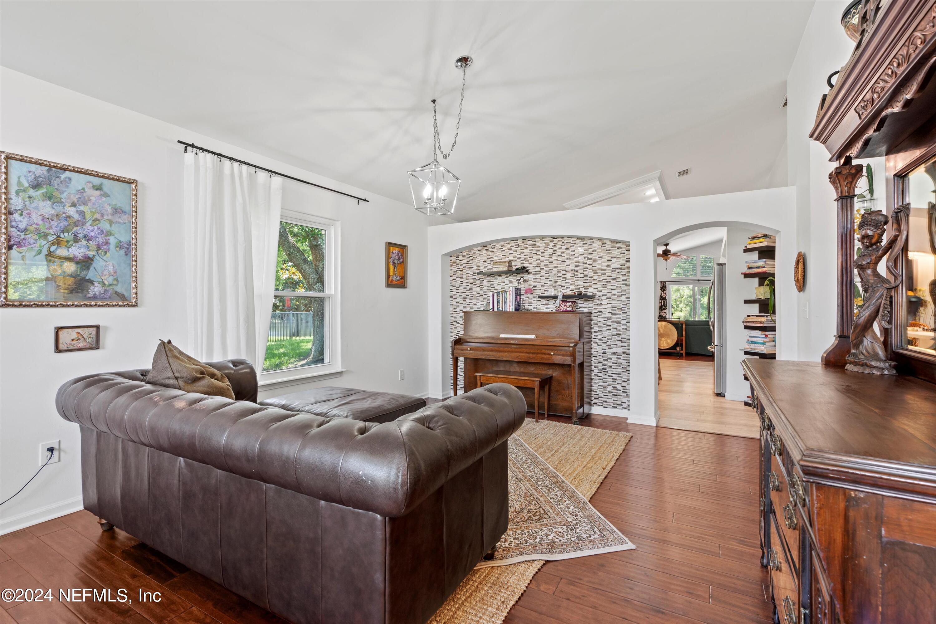 2486 MISTY WATER Drive W